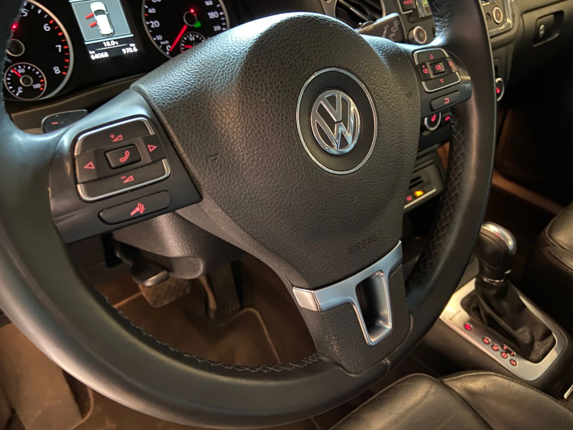 volkswagen TIGUAN 2.0 TSI 16V TURBO GASOLINA 4P TIPTRONIC 2014