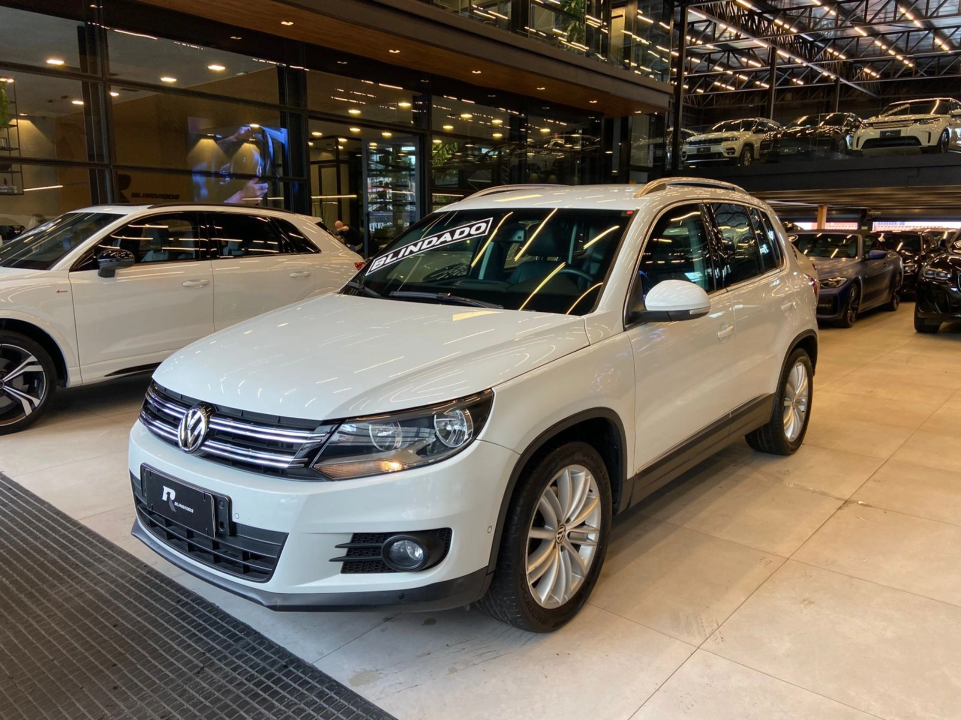 volkswagen TIGUAN 2.0 TSI 16V TURBO GASOLINA 4P TIPTRONIC 2014