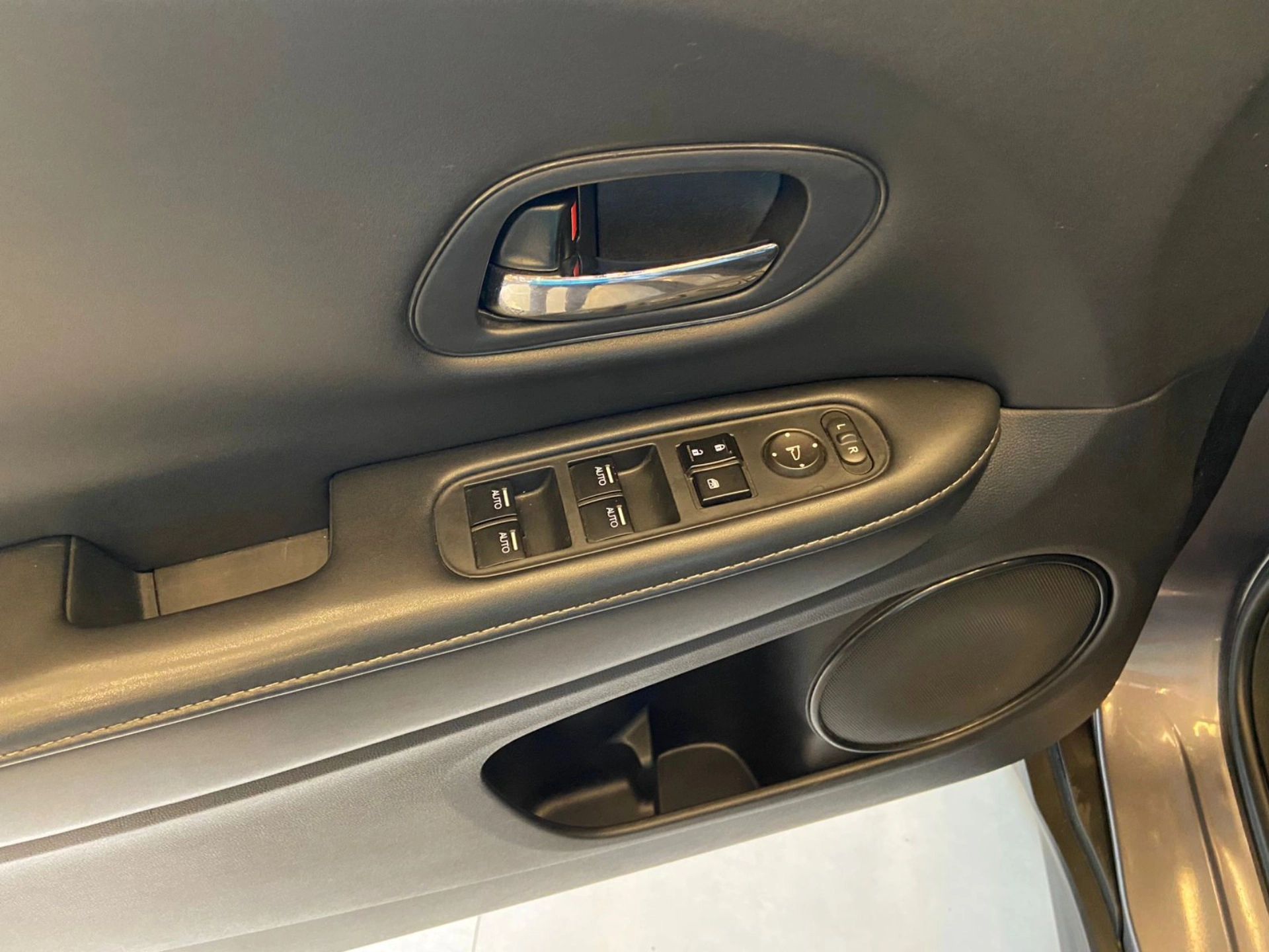 honda HR-V 1.8 16V FLEX EX 4P AUTOMÁTICO 2018