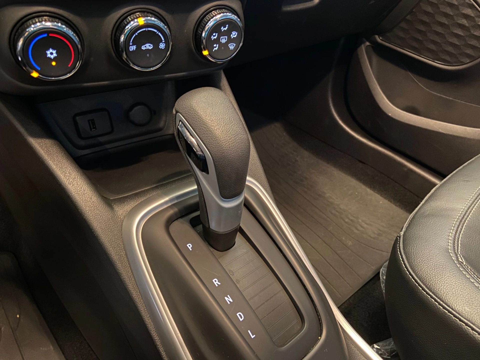 chevrolet TRACKER 1.0 TURBO FLEX LTZ AUTOMÁTICO 2025
