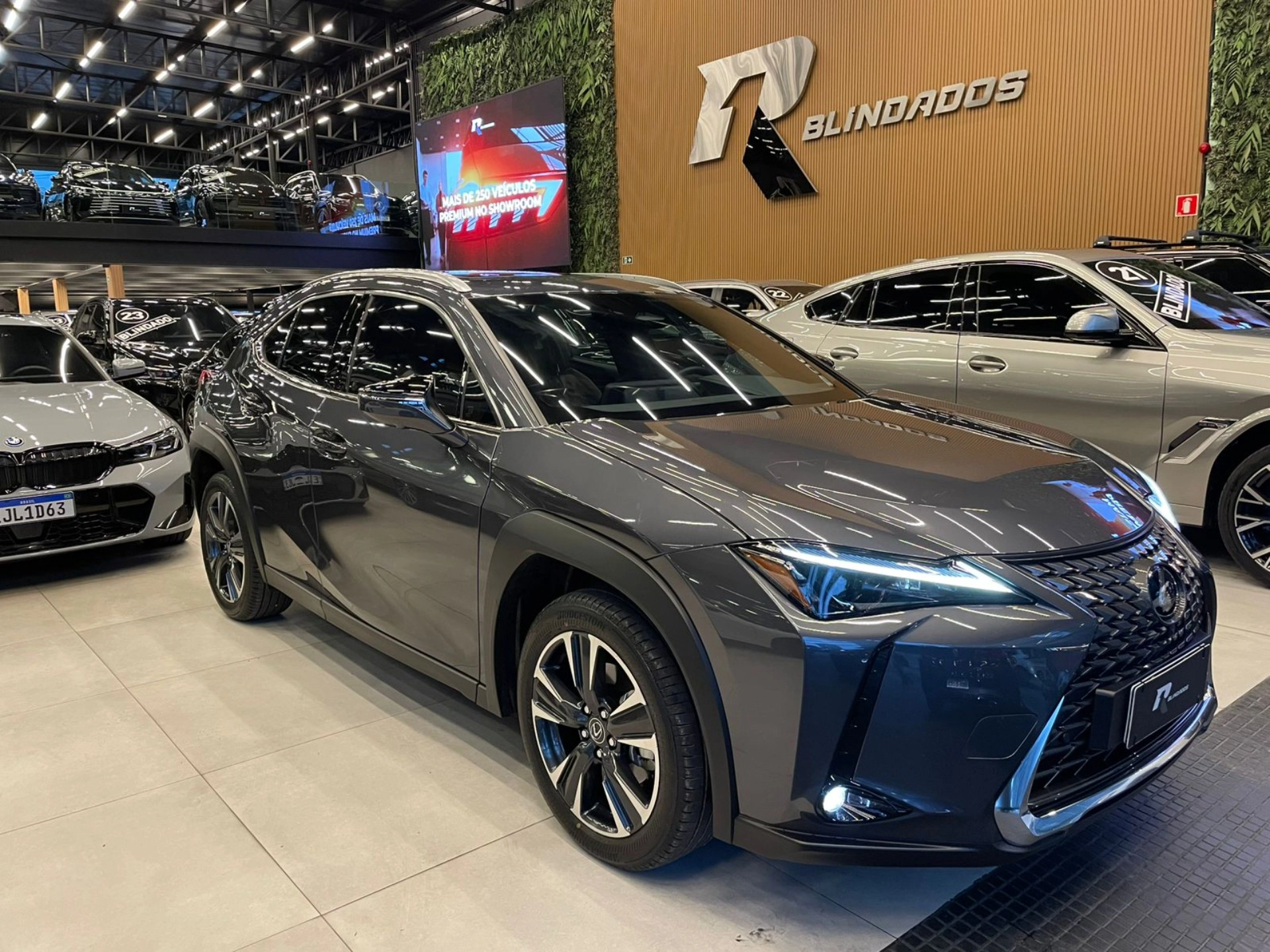 lexus UX 300H 2.0 VVT-I HYBRID CVT 2025