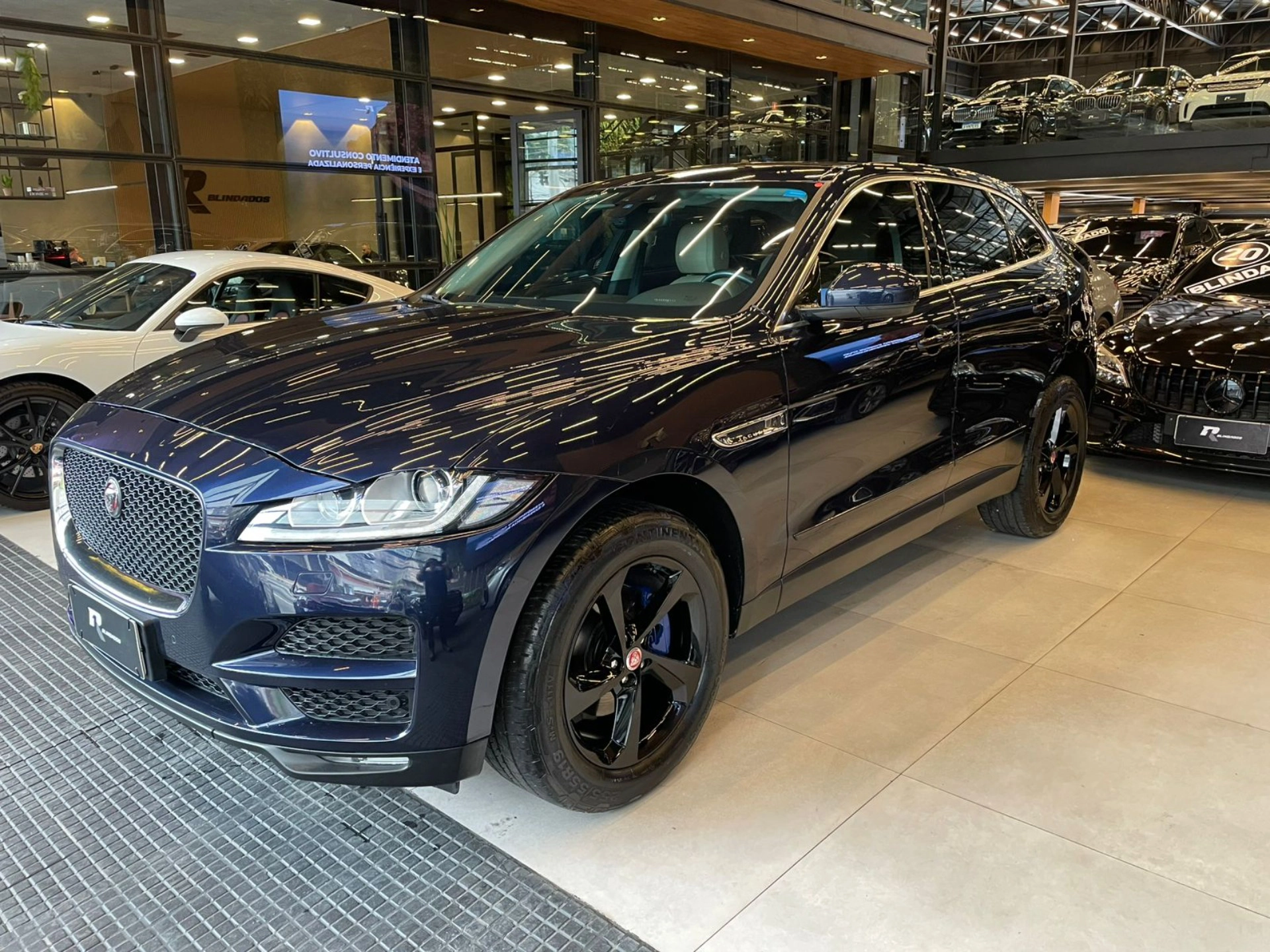 jaguar F-PACE 2.0 16V TURBO DIESEL PRESTIGE AWD 4P AUTOMÁTICO 2019 jaguar F-PACE 2.0 16V TURBO DIESEL PRESTIGE AWD 4P AUTOMÁTICO 2019