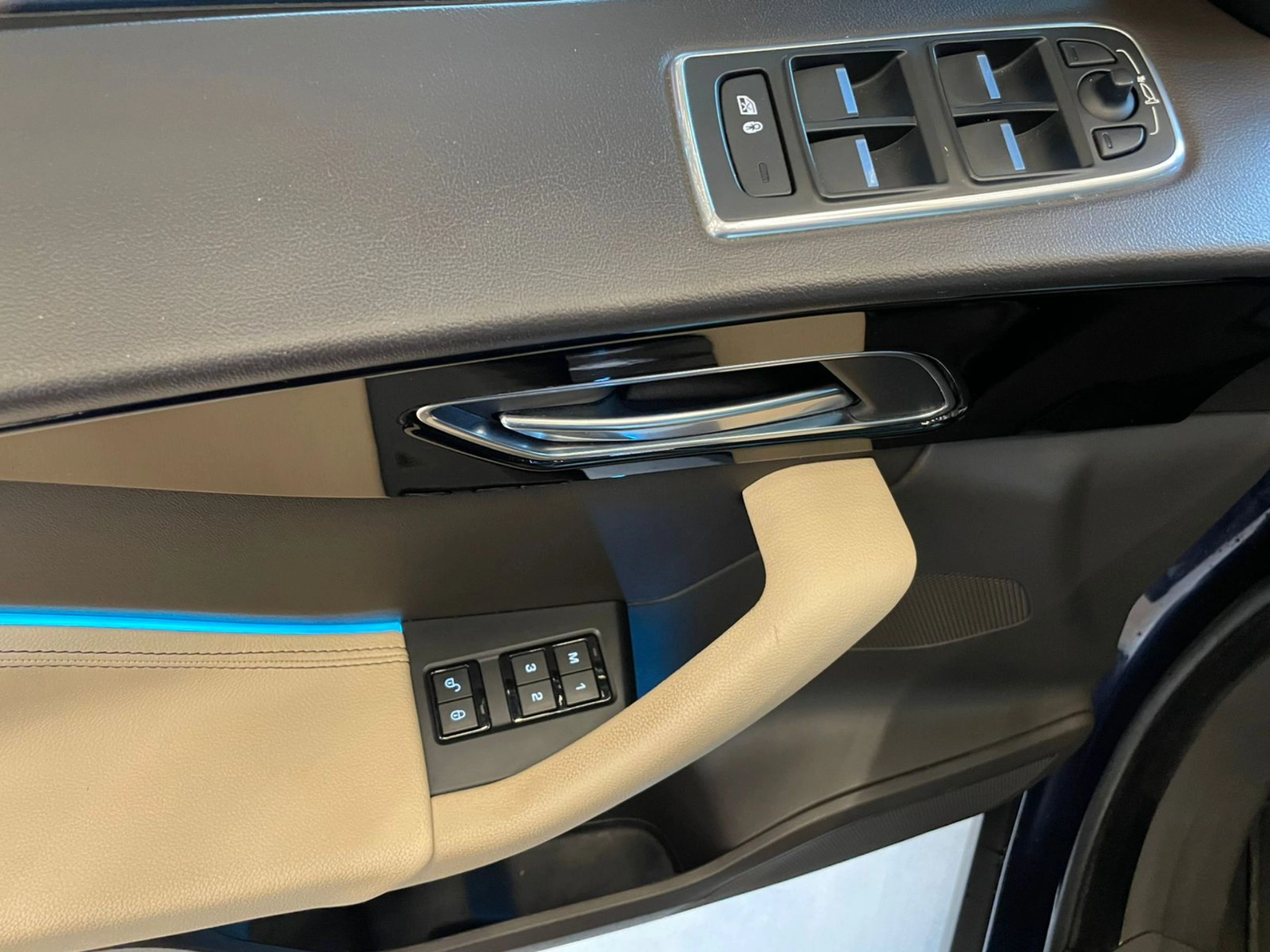 jaguar F-PACE 2.0 16V TURBO DIESEL PRESTIGE AWD 4P AUTOMÁTICO 2019