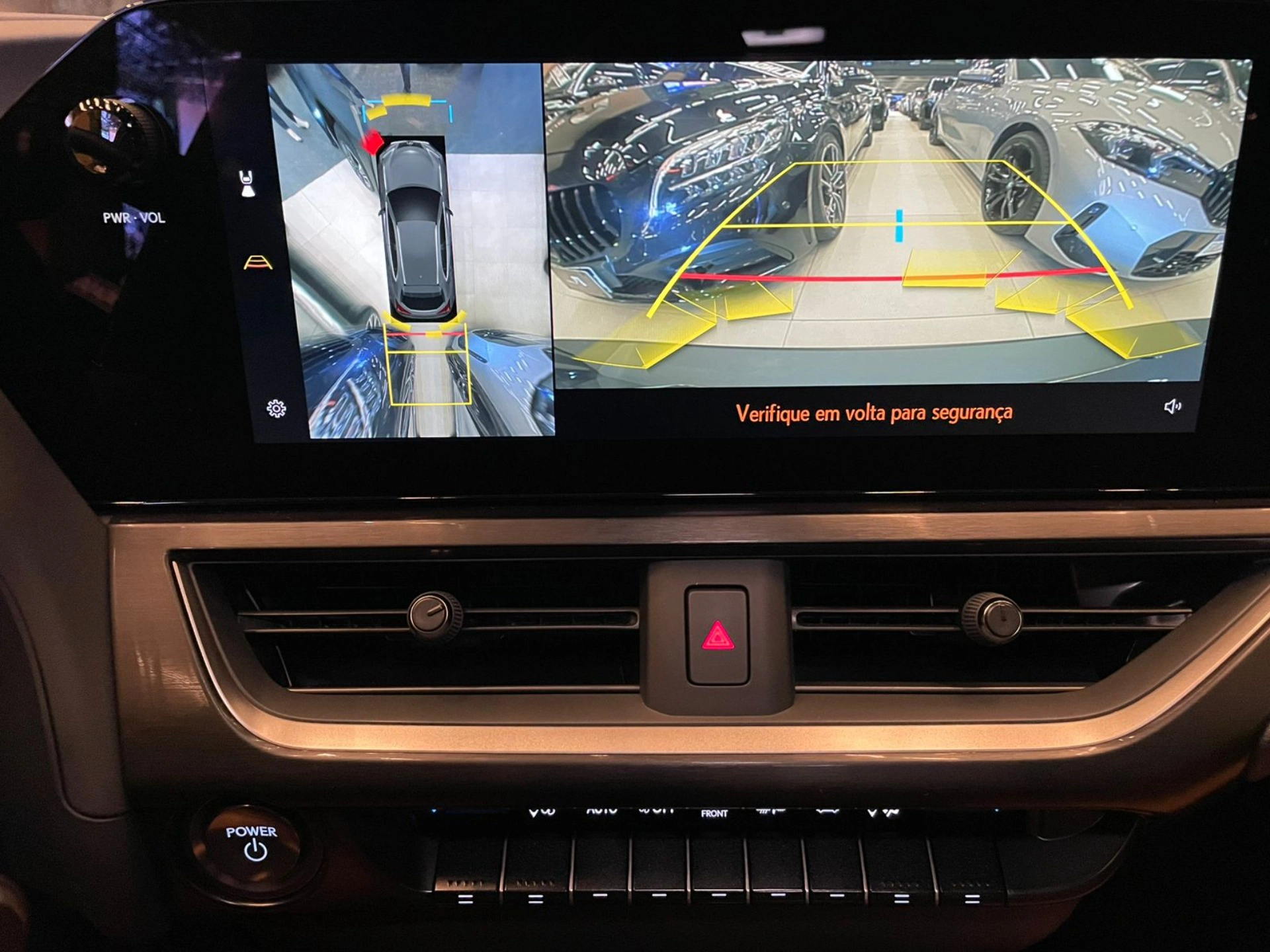 lexus UX 300H 2.0 VVT-I HYBRID CVT 2025