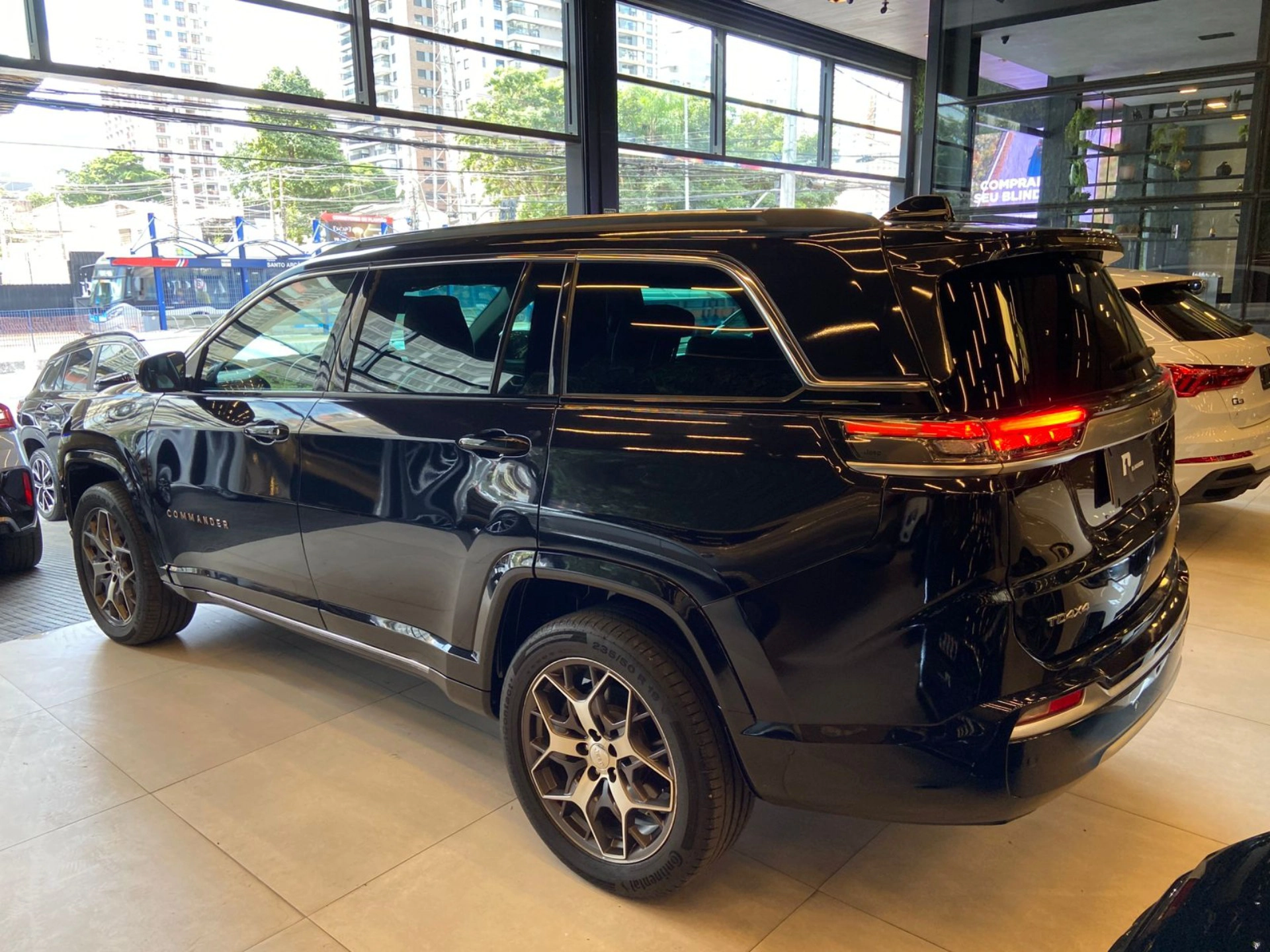 jeep COMMANDER 2.0 TD380 TURBO DIESEL OVERLAND AT9 2022