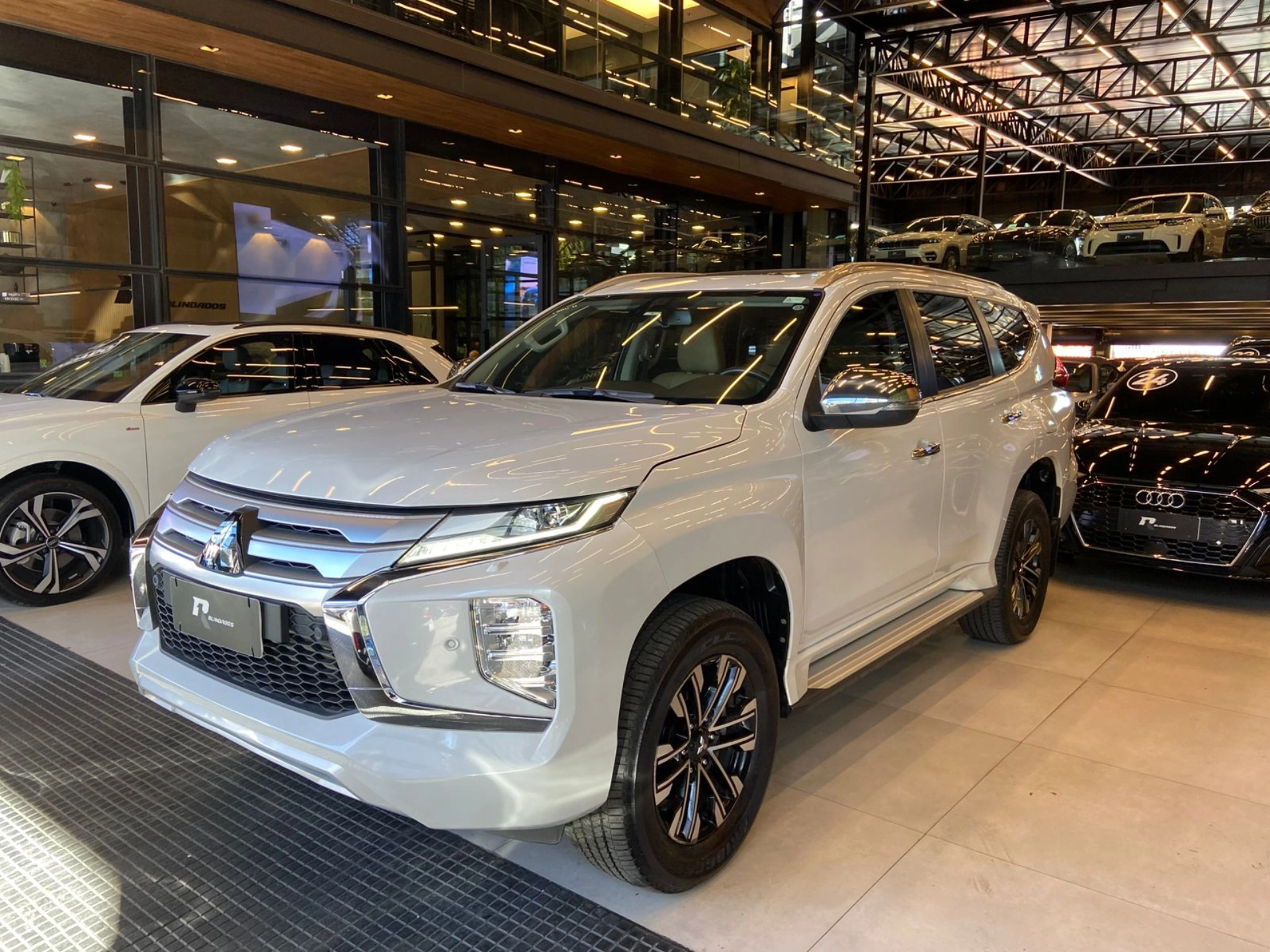 mitsubishi PAJERO SPORT 2.4 16V MIVEC TURBO DIESEL HPE AWD AUTOMÁTICO 2022 mitsubishi PAJERO SPORT 2.4 16V MIVEC TURBO DIESEL HPE AWD AUTOMÁTICO 2022