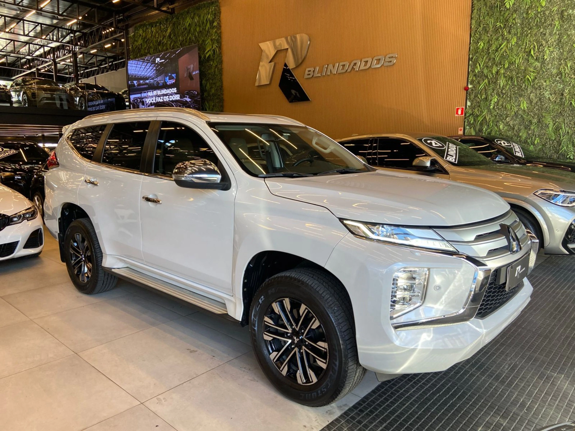 mitsubishi PAJERO SPORT 2.4 16V MIVEC TURBO DIESEL HPE AWD AUTOMÁTICO 2022