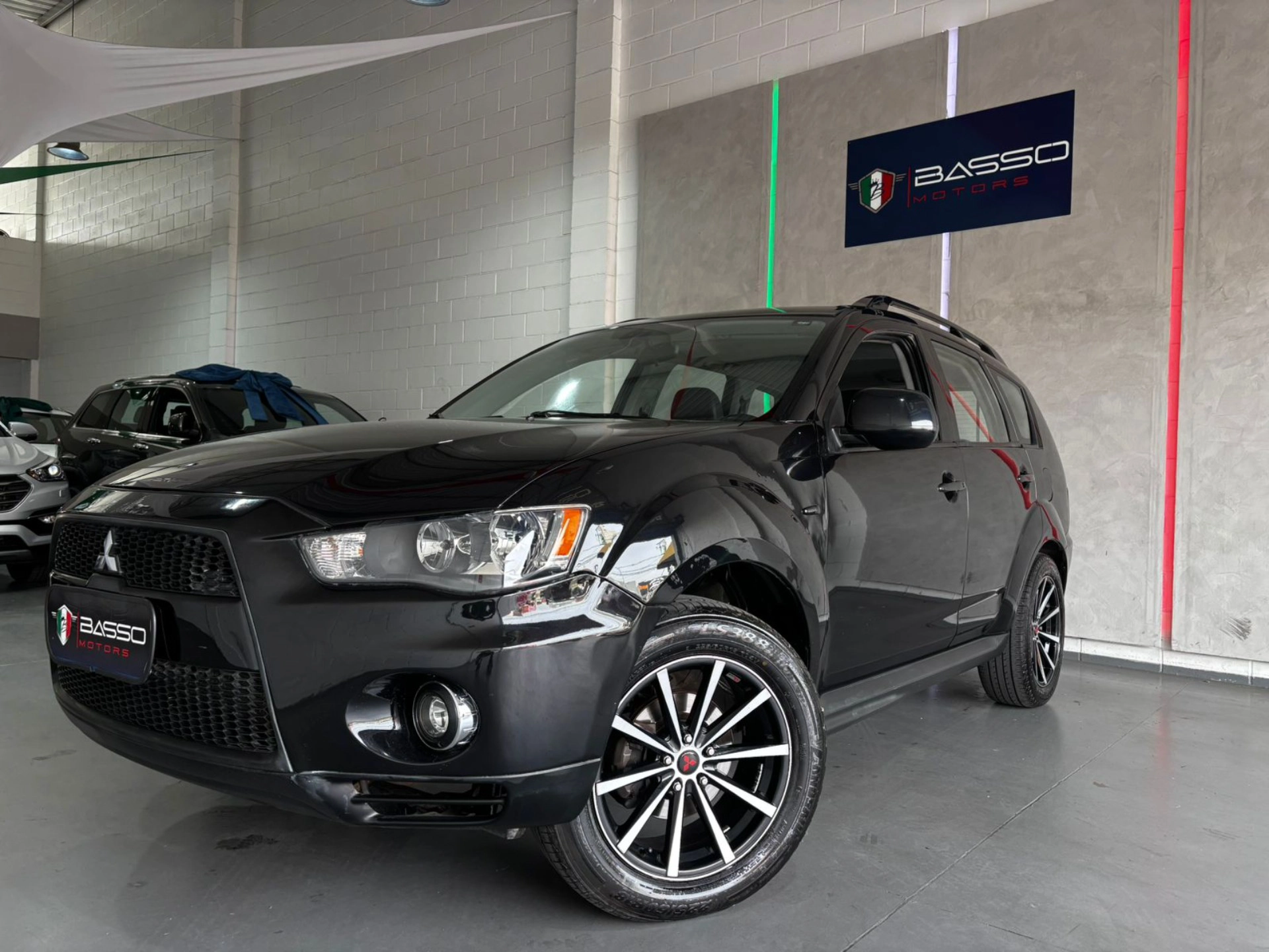 MITSUBISHI OUTLANDER 2.0 16V GASOLINA 4P AUTOMÁTICO
