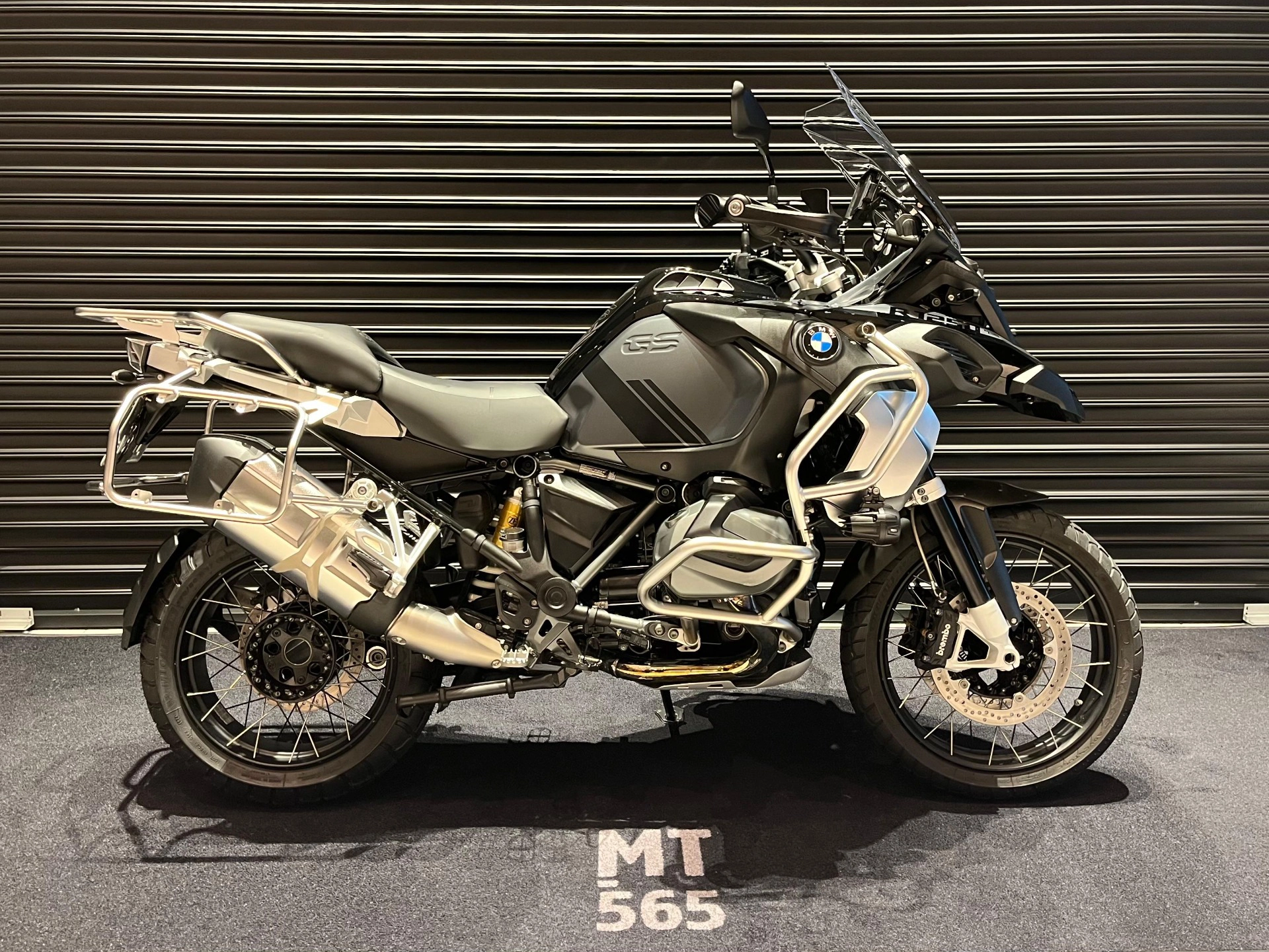 BMW R 1250 GS ADVENTURE PREMIUM TRIPLE BLACK Trail