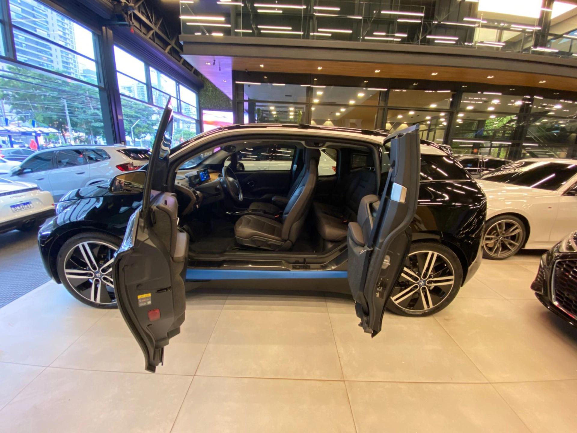 bmw I3 0.6 HÍBRIDO REX 4P AUTOMÁTICO 2020
