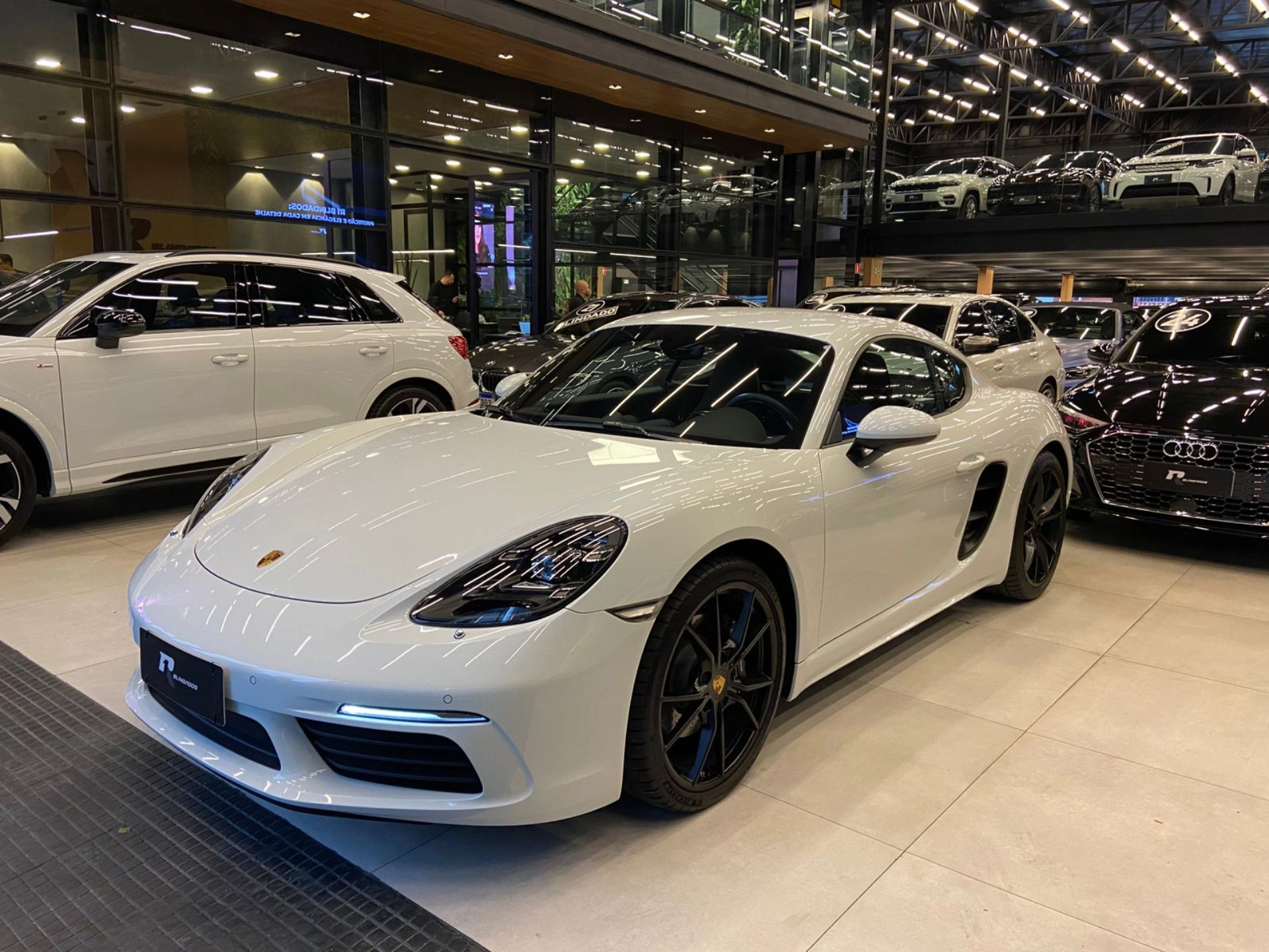 porsche 718 2.0 16V H4 GASOLINA CAYMAN PDK 2024 porsche 718 2.0 16V H4 GASOLINA CAYMAN PDK 2024