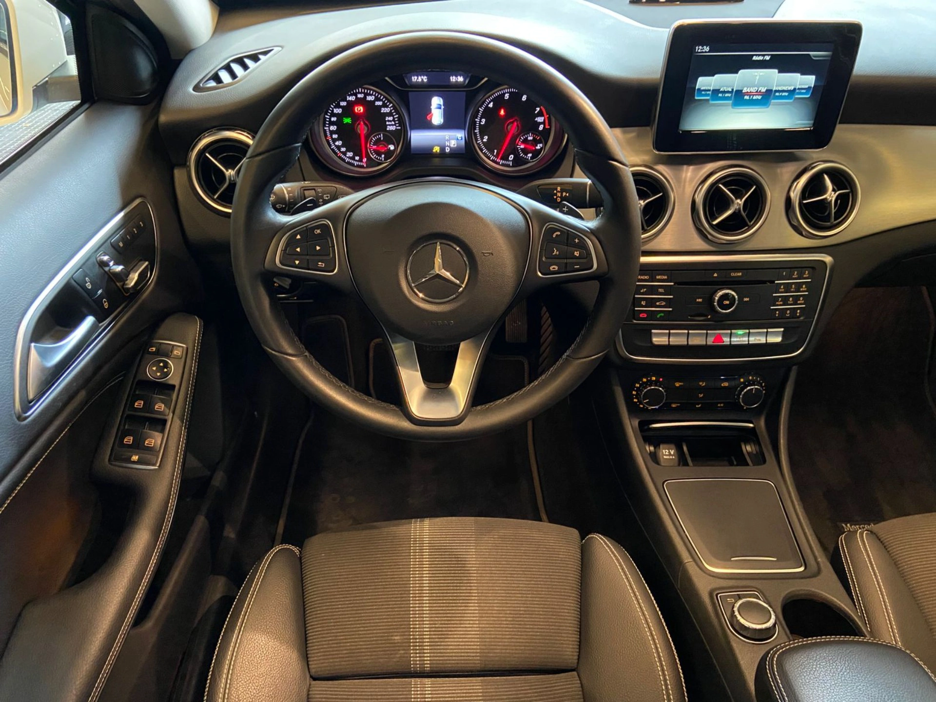 mercedes-benz GLA 200 1.6 CGI FLEX ADVANCE 7G-DCT 2018