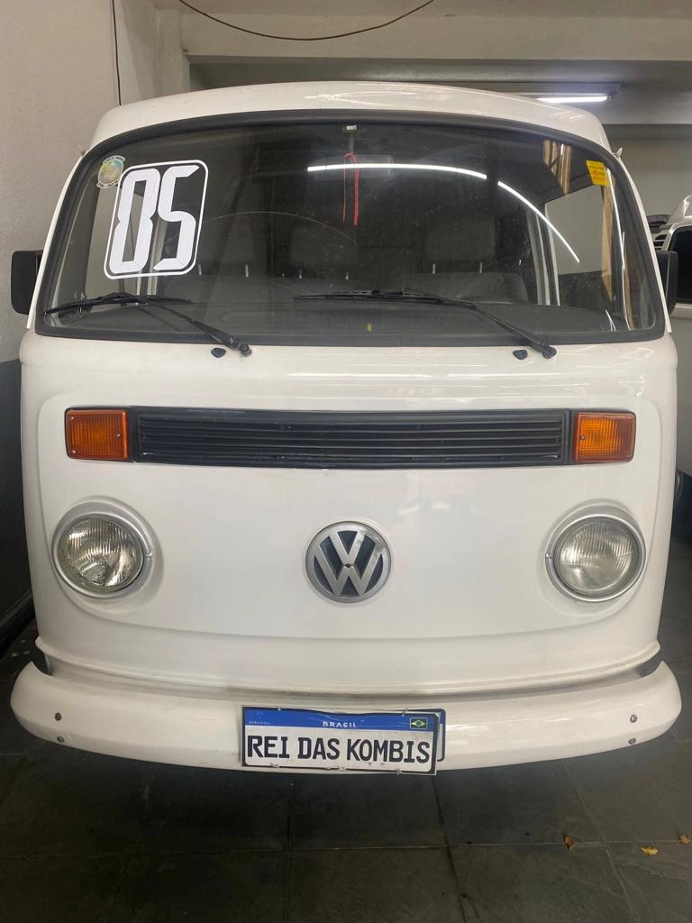 VOLKSWAGEN KOMBI 1.6 MI STD 8V ÁLCOOL 3P MANUAL