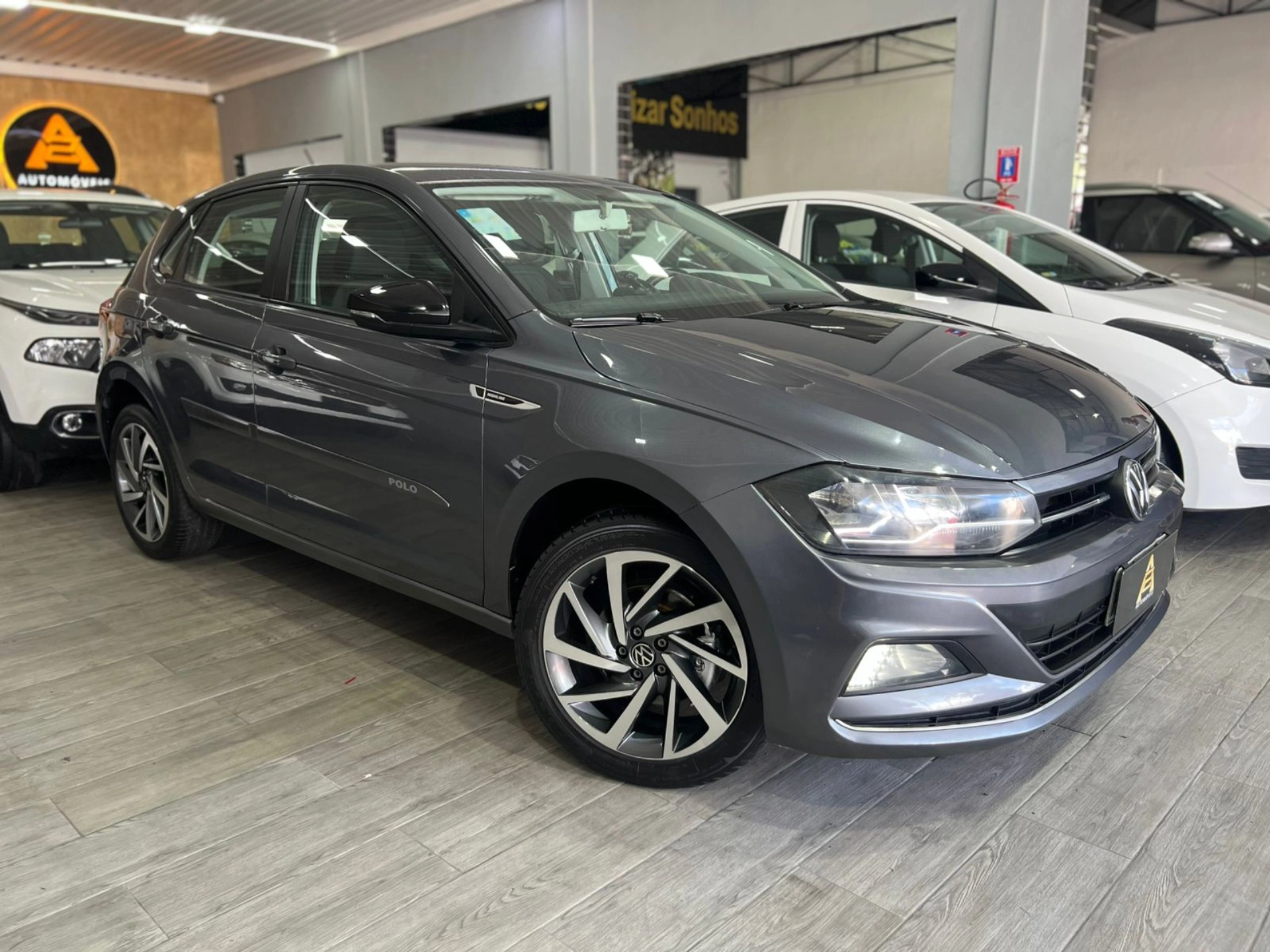 VOLKSWAGEN POLO 1.0 200 TSI HIGHLINE AUTOMÁTICO