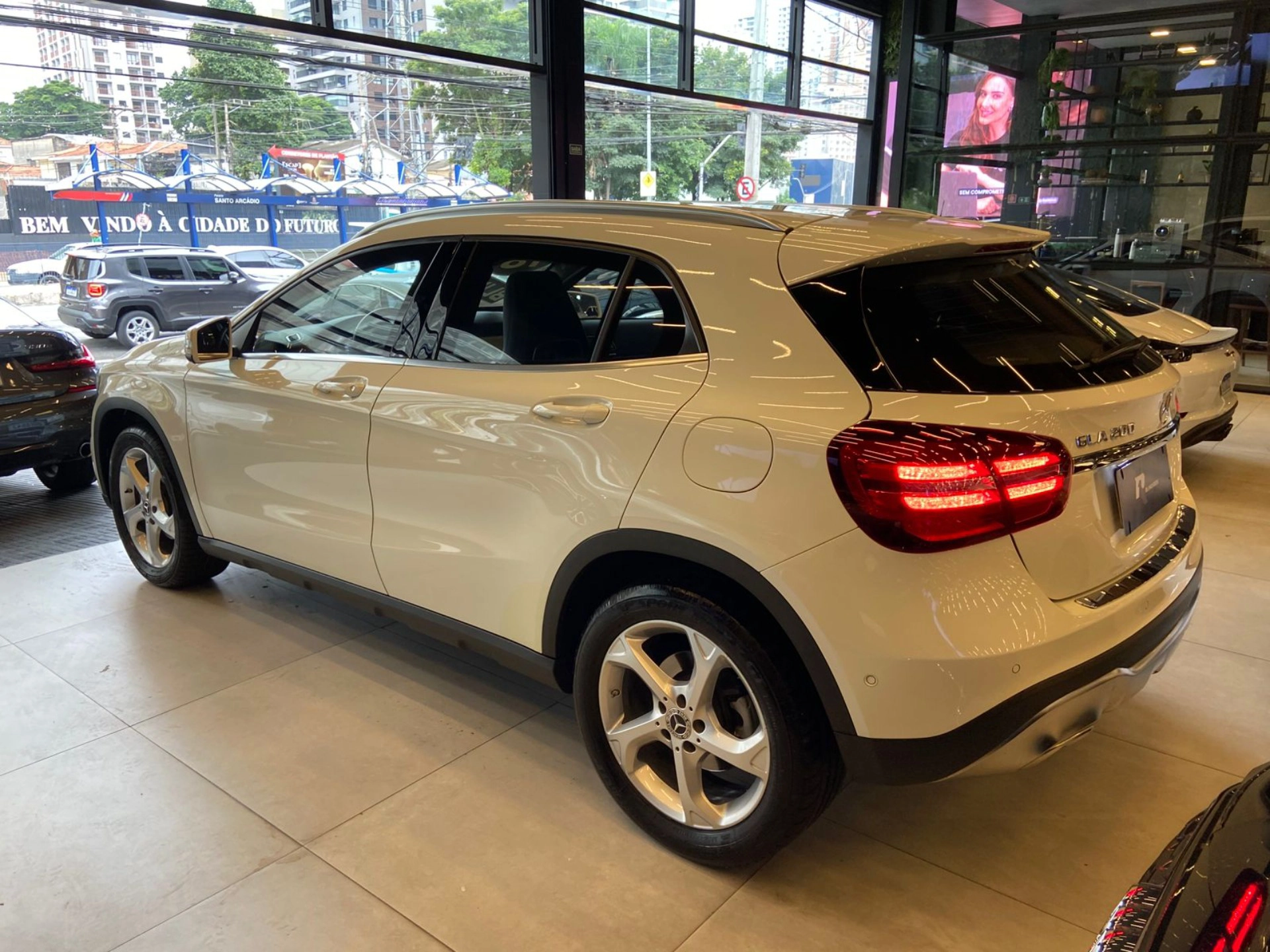 mercedes-benz GLA 200 1.6 CGI FLEX ADVANCE 7G-DCT 2018