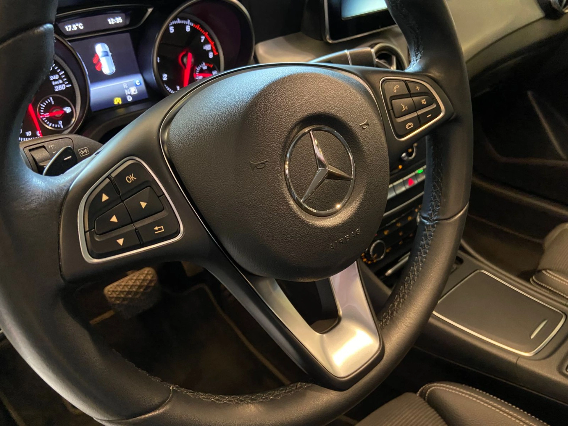 mercedes-benz GLA 200 1.6 CGI FLEX ADVANCE 7G-DCT 2018