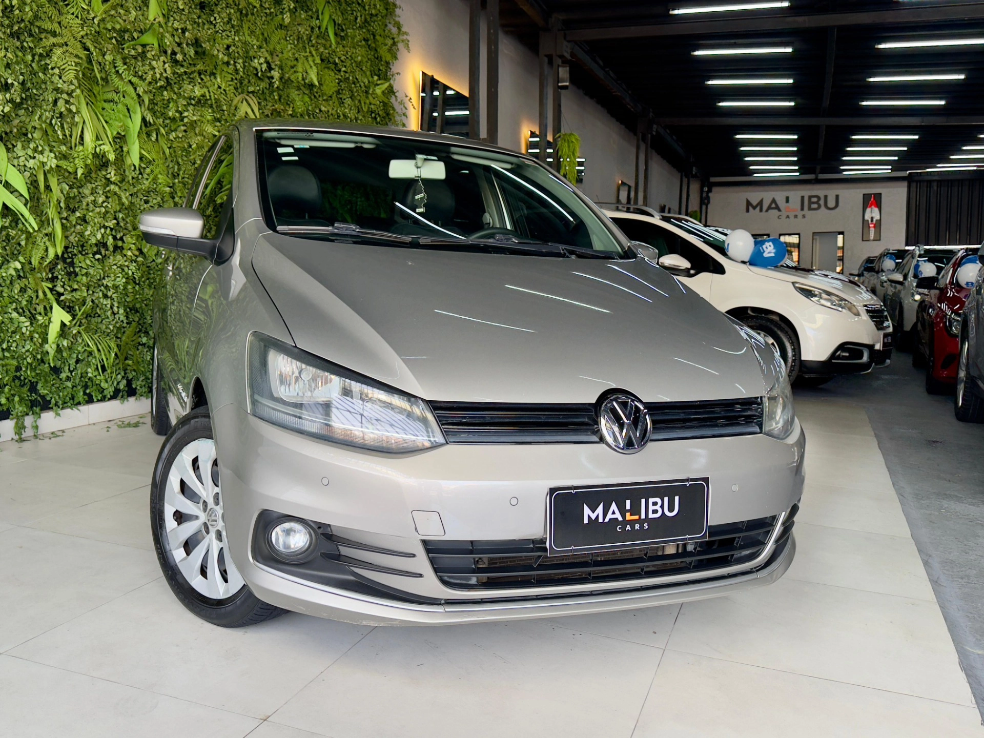 VOLKSWAGEN FOX 1.0 MI COMFORTLINE 8V FLEX 4P MANUAL