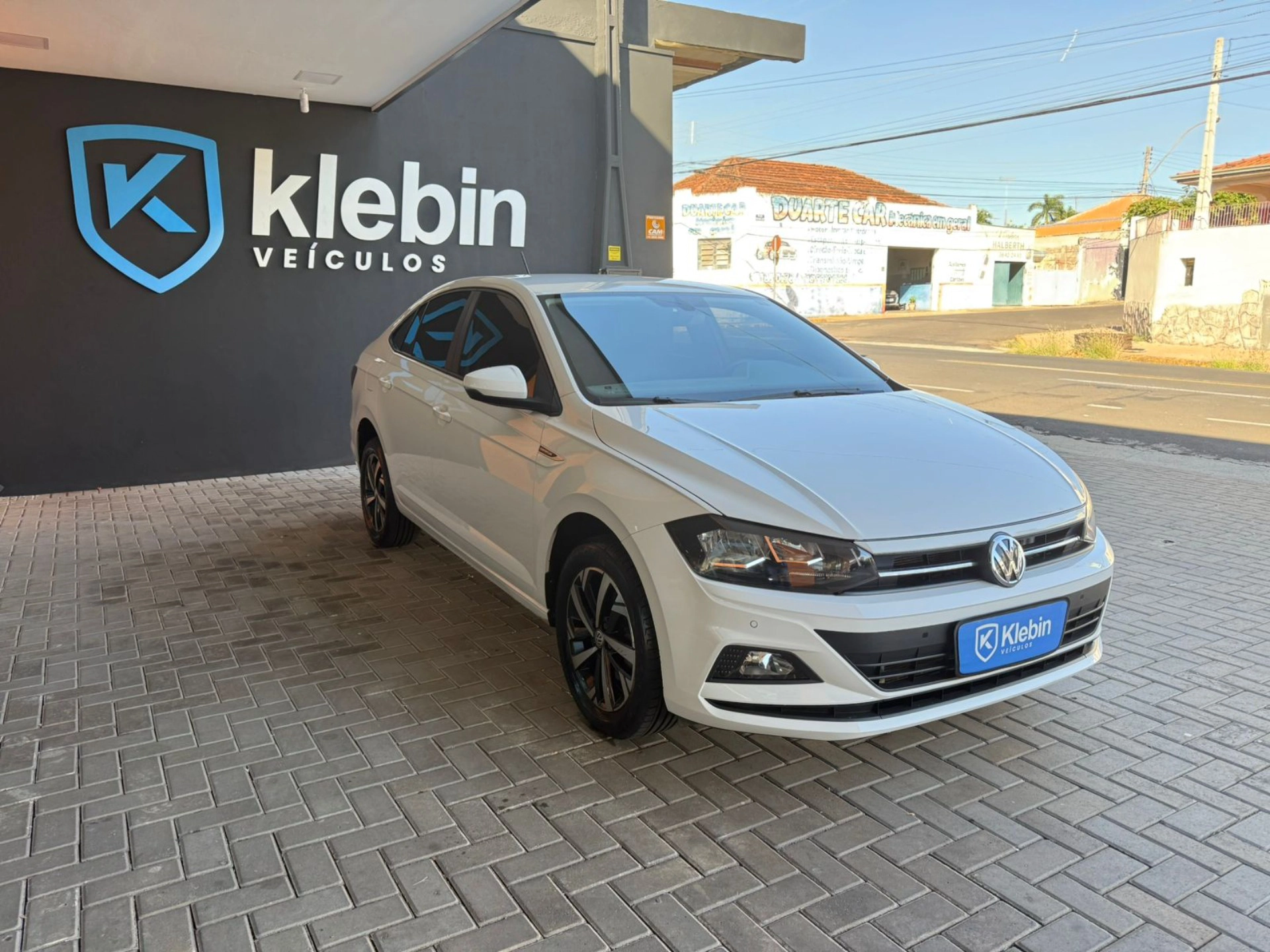 VOLKSWAGEN VIRTUS 1.0 200 TSI COMFORTLINE AUTOMÁTICO
