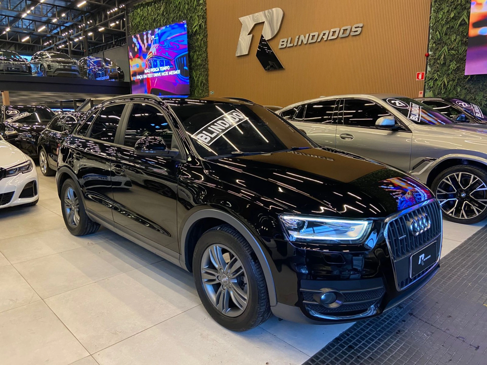 audi Q3 2.0 TFSI ATTRACTION QUATTRO 4P GASOLINA S TRONIC 2014