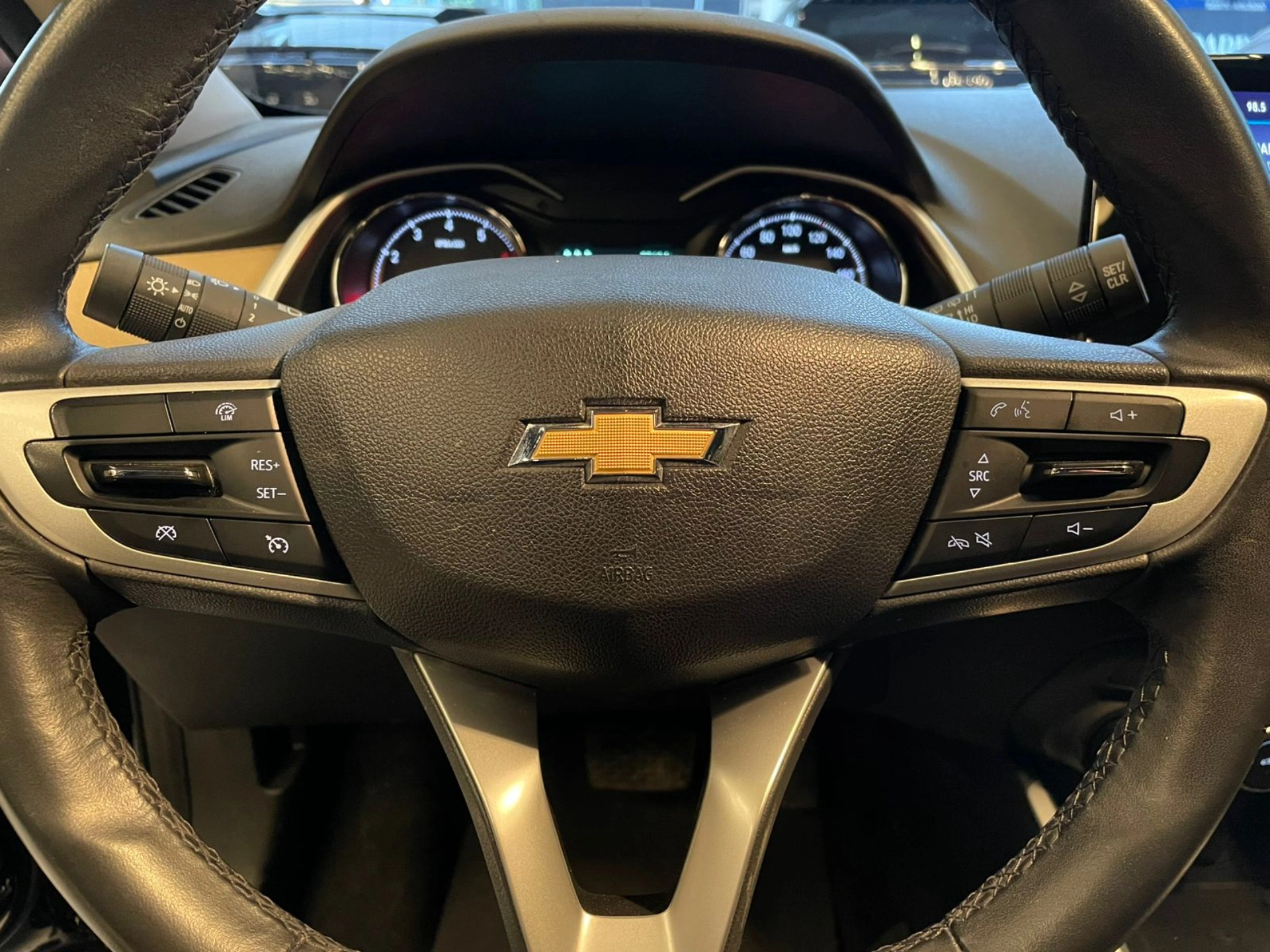 chevrolet ONIX 1.0 TURBO FLEX PREMIER AUTOMÁTICO 2023