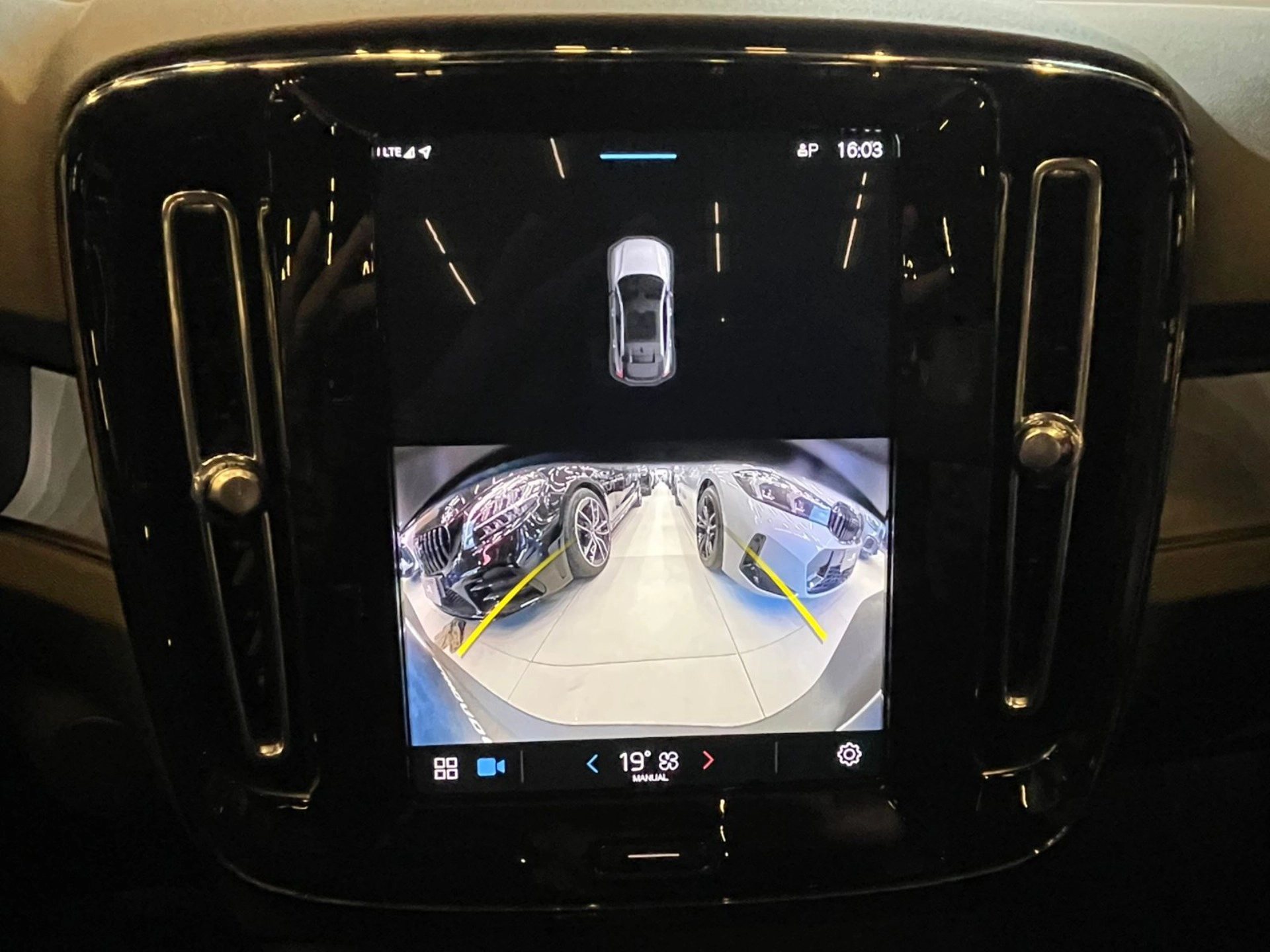volvo C40 P6 RECHARGE ELECTRIC PLUS 2024