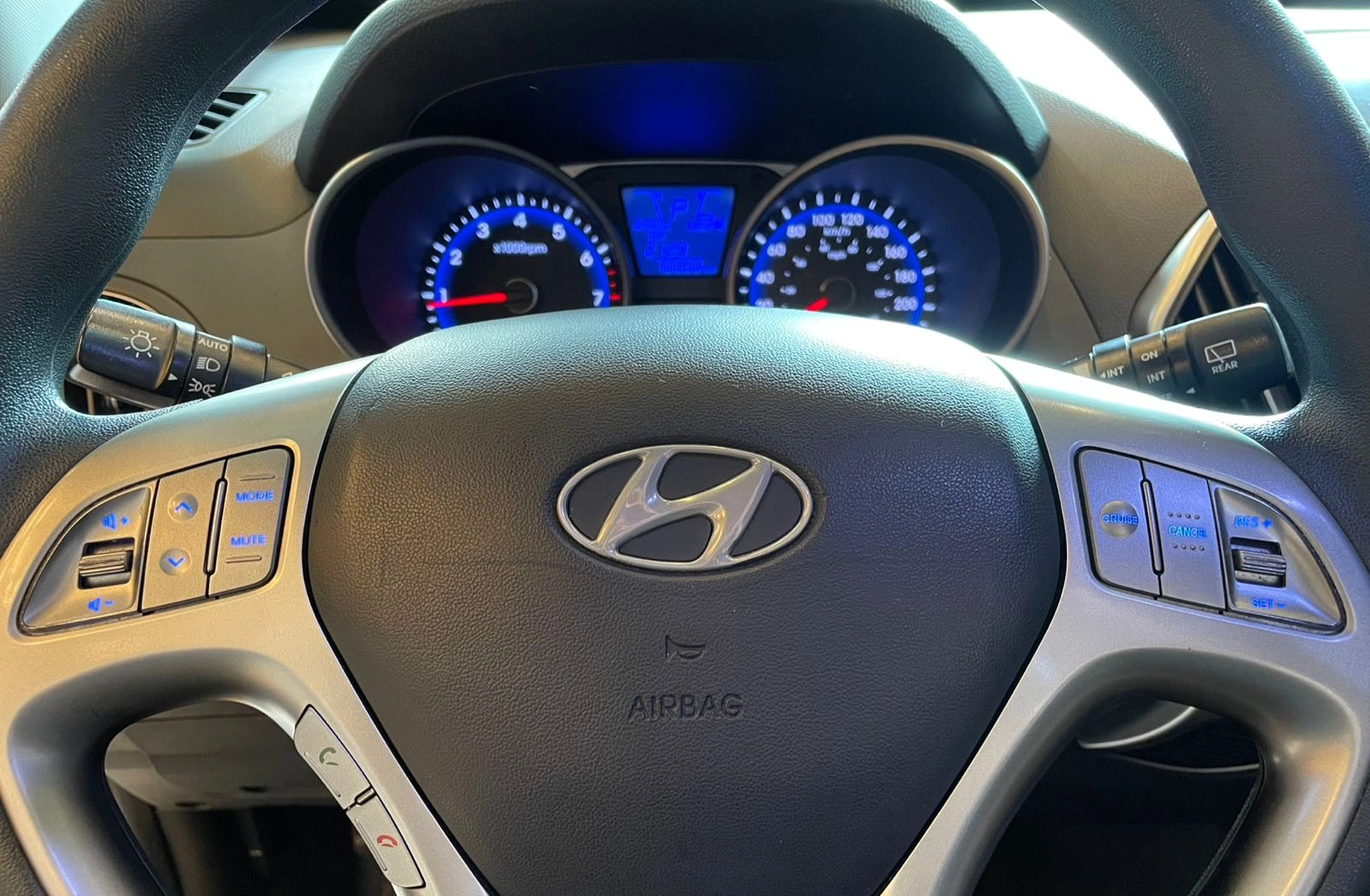 hyundai IX35 2.0 MPI 4X2 16V FLEX 4P AUTOMÁTICO 2014