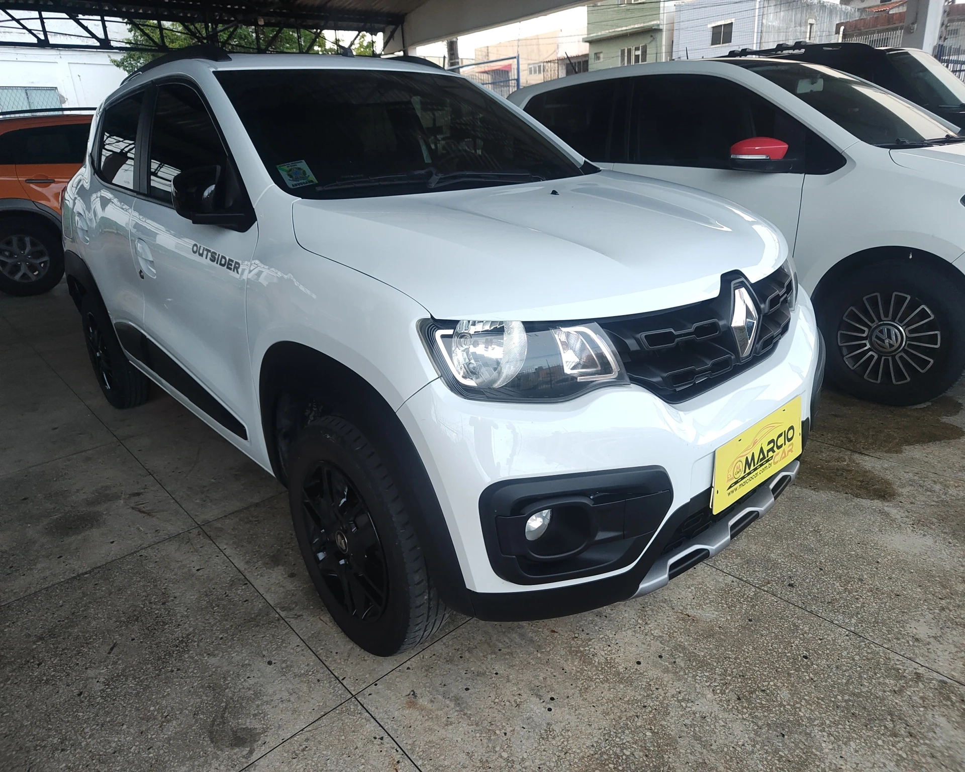 RENAULT KWID 1.0 12V SCE FLEX OUTSIDER MANUAL