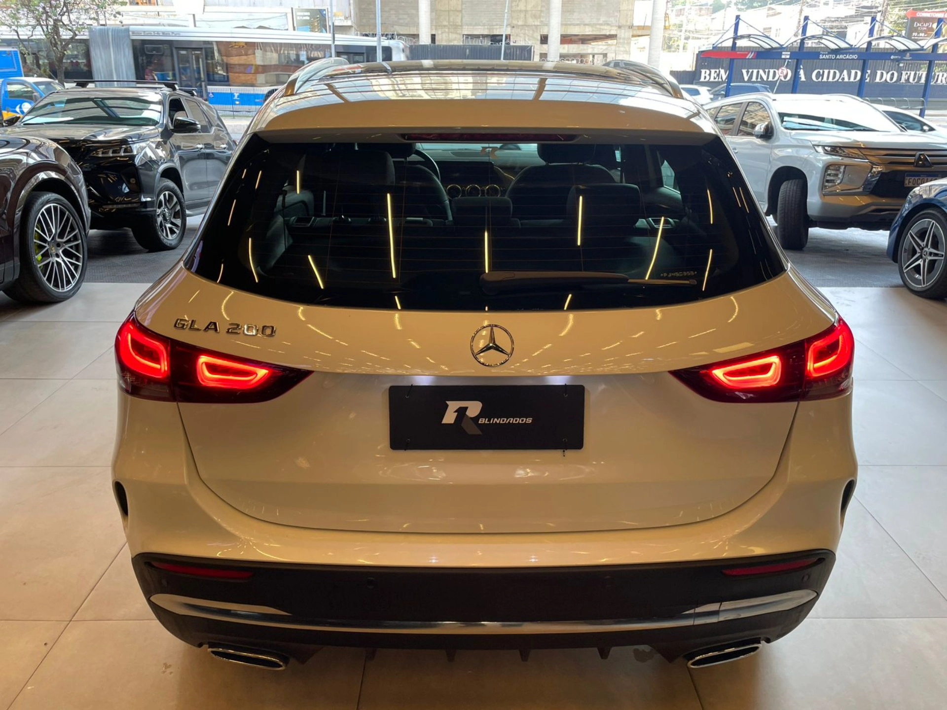 mercedes-benz GLA 200 1.3 GCI GASOLINA AMG LINE 7G-DCT 2023