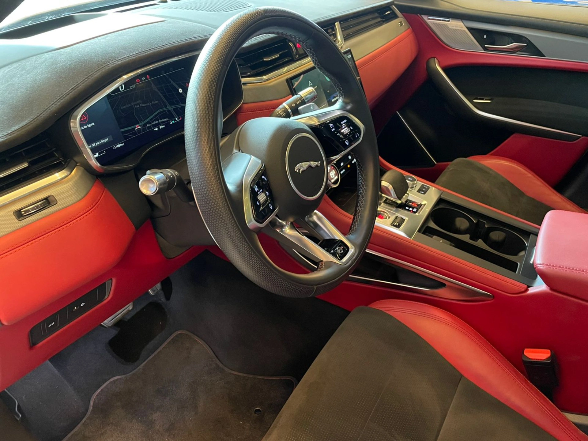 jaguar F-PACE 5.0 V8 SUPERCHARGED SVR AWD 4P AUTOMÁTICO 2022