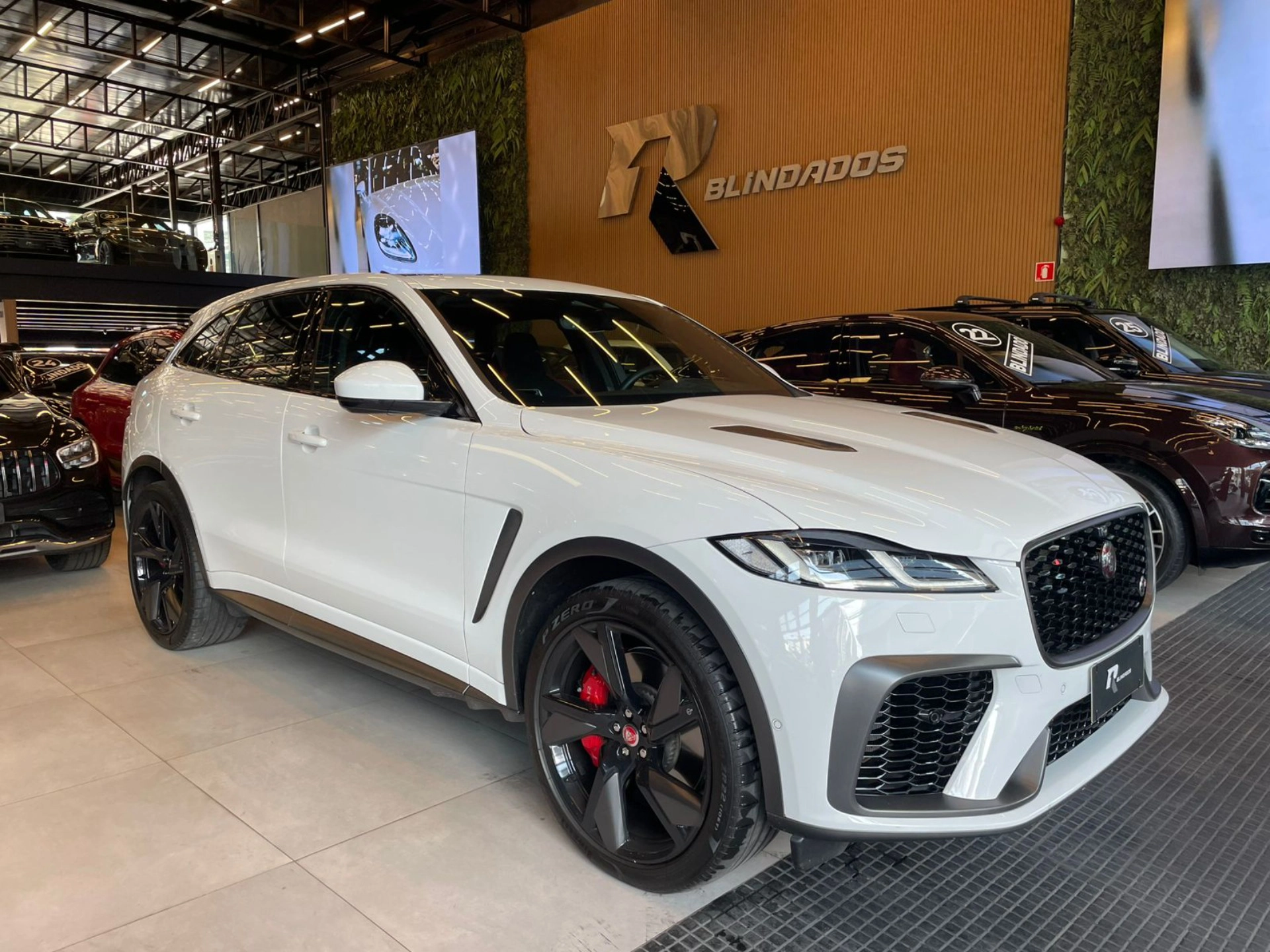 jaguar F-PACE 5.0 V8 SUPERCHARGED SVR AWD 4P AUTOMÁTICO 2022