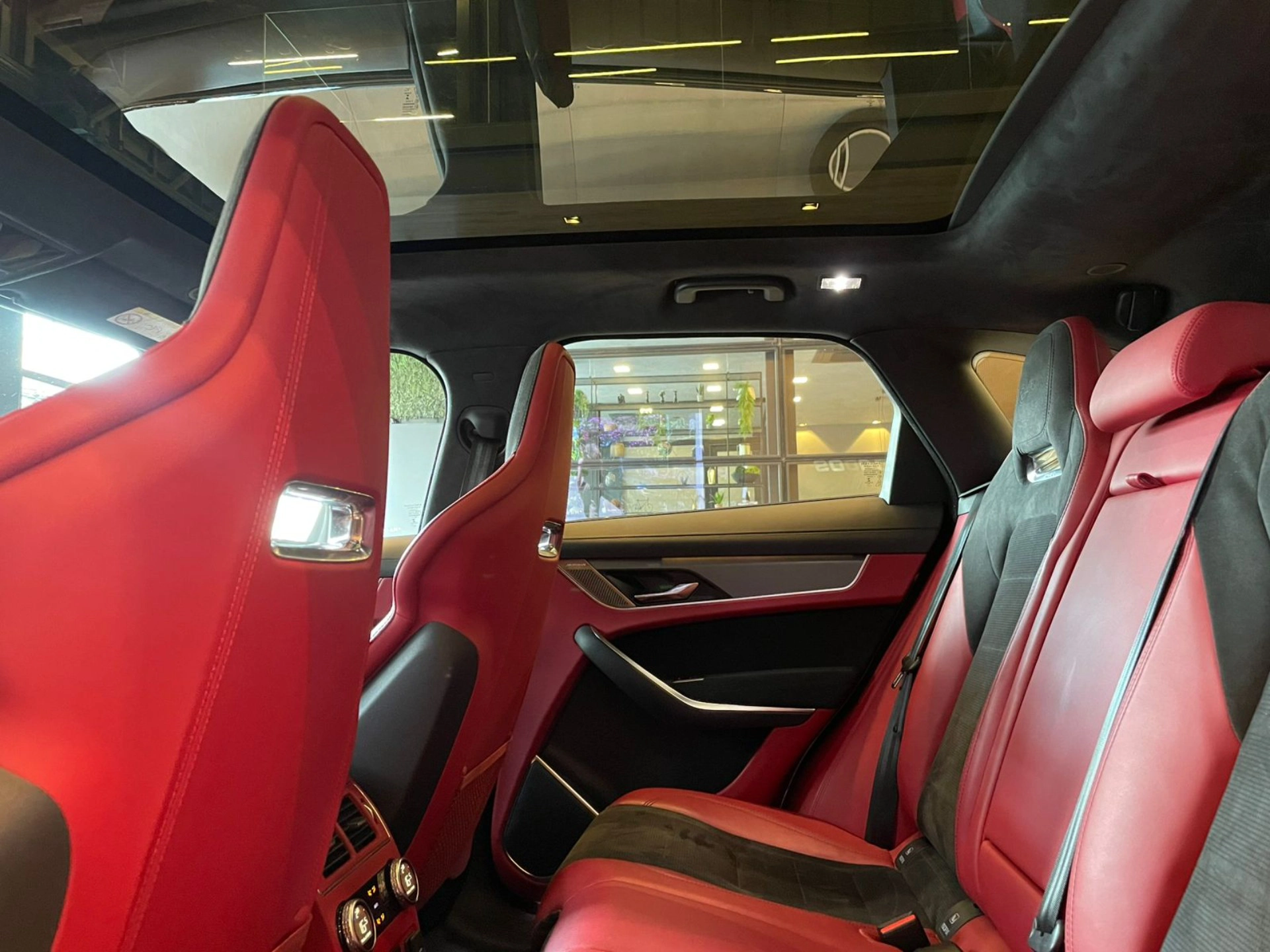 jaguar F-PACE 5.0 V8 SUPERCHARGED SVR AWD 4P AUTOMÁTICO 2022