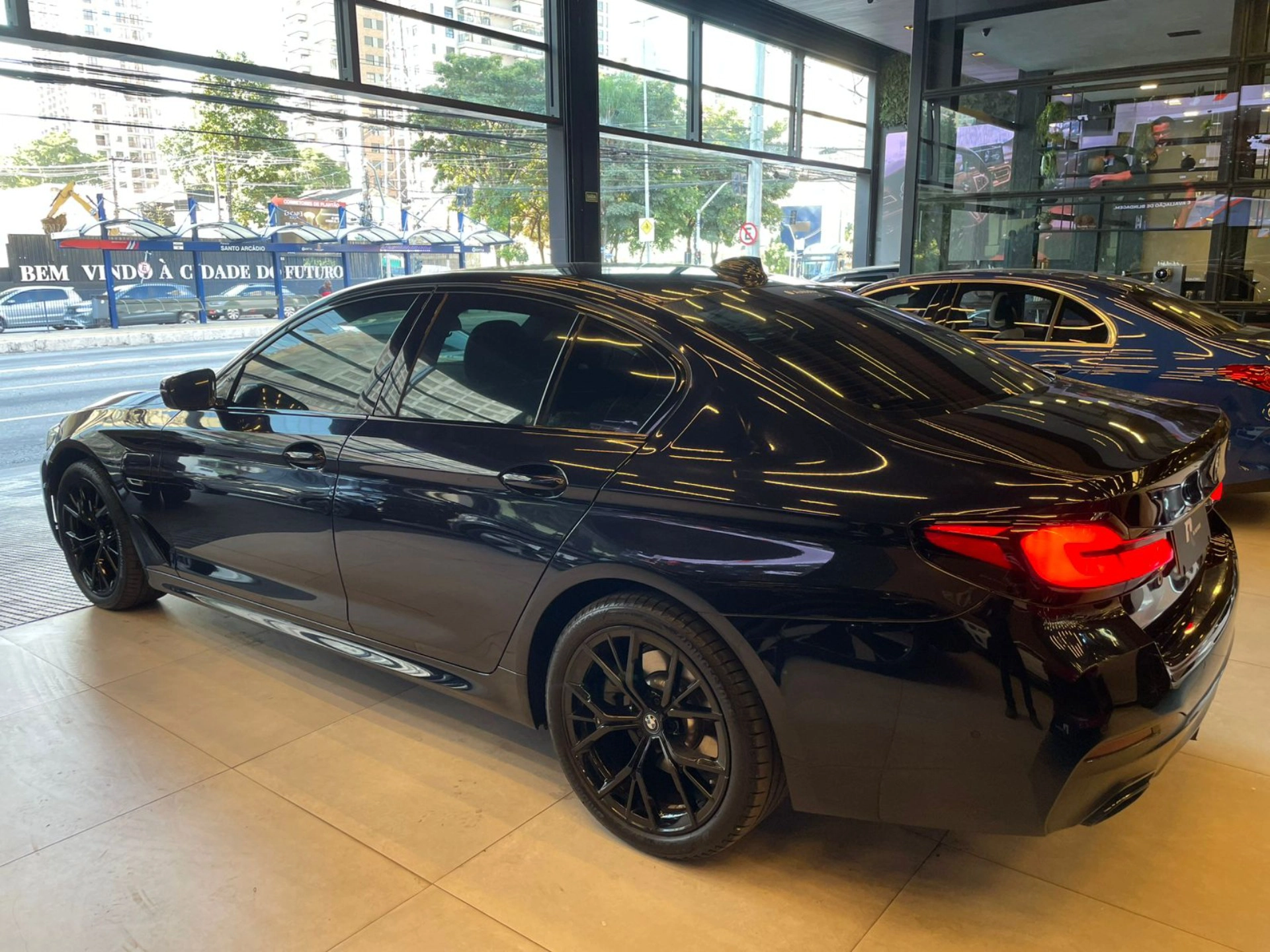 bmw 530E 2.0 16V TWINPOWER HÍBRIDO M SPORT AUTOMÁTICO 2023