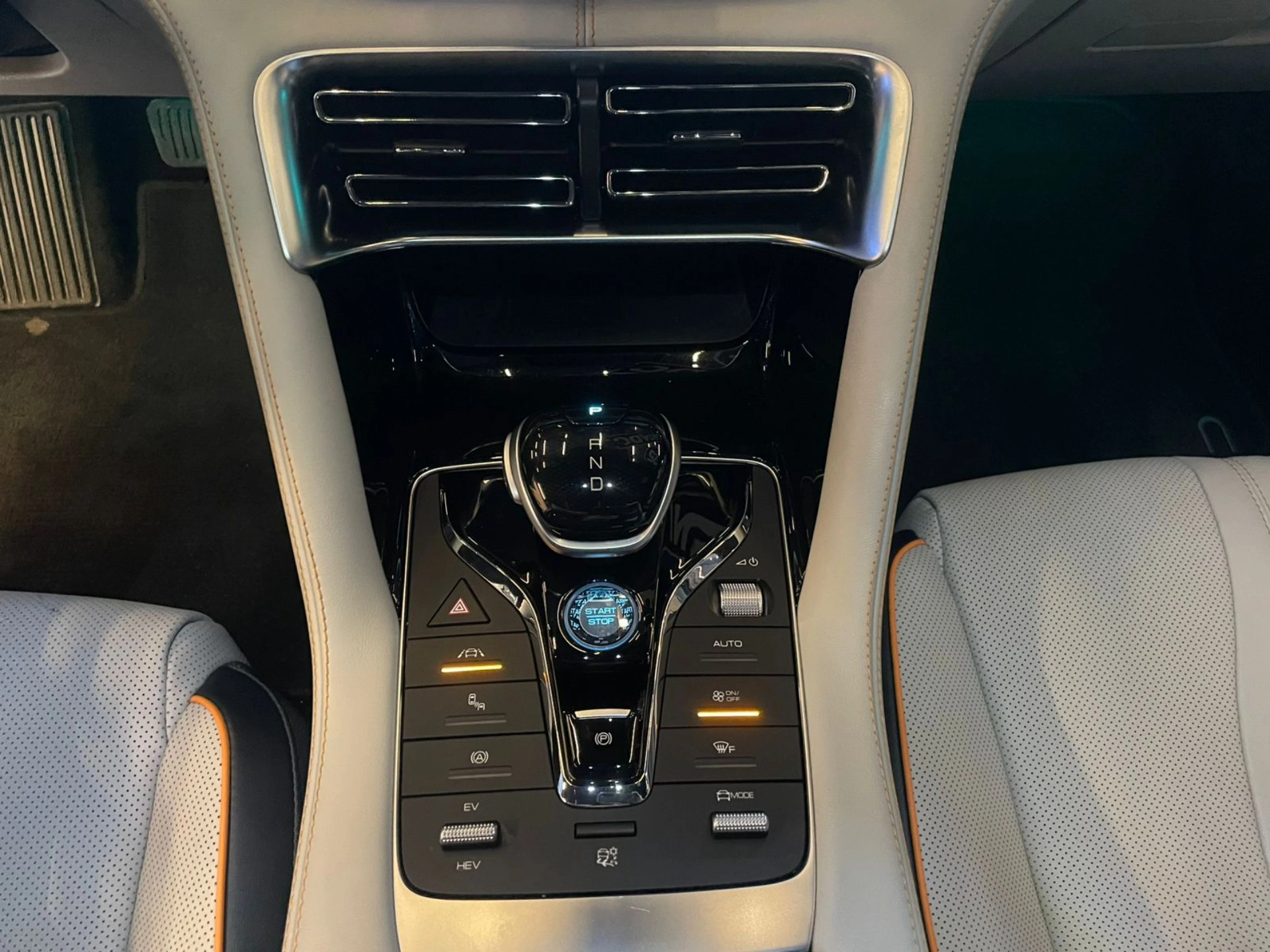 byd SONG PLUS 1.5 DM-I HÍBRIDO AUTOMÁTICO 2025