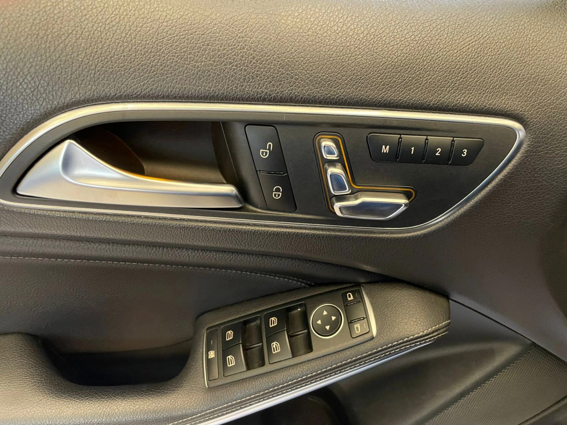 mercedes-benz GLA 200 1.6 CGI FLEX ENDURO 7G-DCT 2019