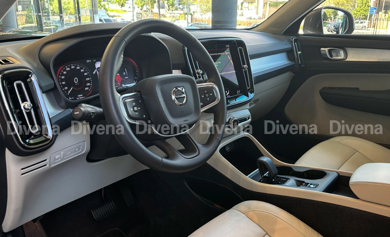 volvo XC40 1.5 T5 RECHARGE INSCRIPTION EXPRESSION GEARTRONIC 2022