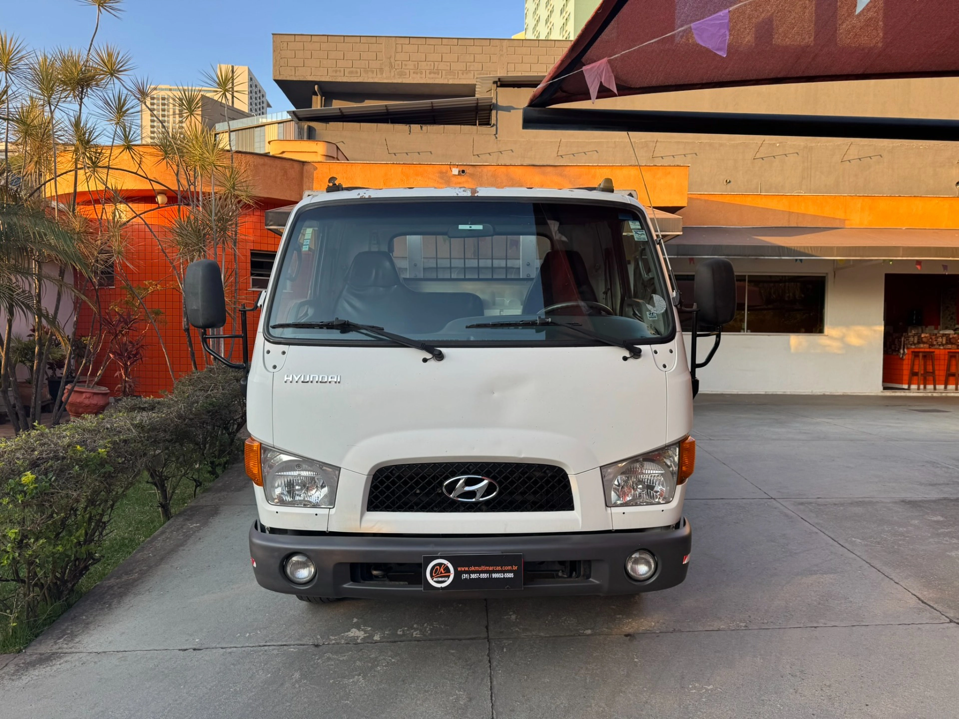 HYUNDAI HR 2.5 TCI LD EXTRA LONGO COM CAÇAMBA 4X2 8V 97CV TURBO INTERCOOLER DIESEL 2P MANUAL