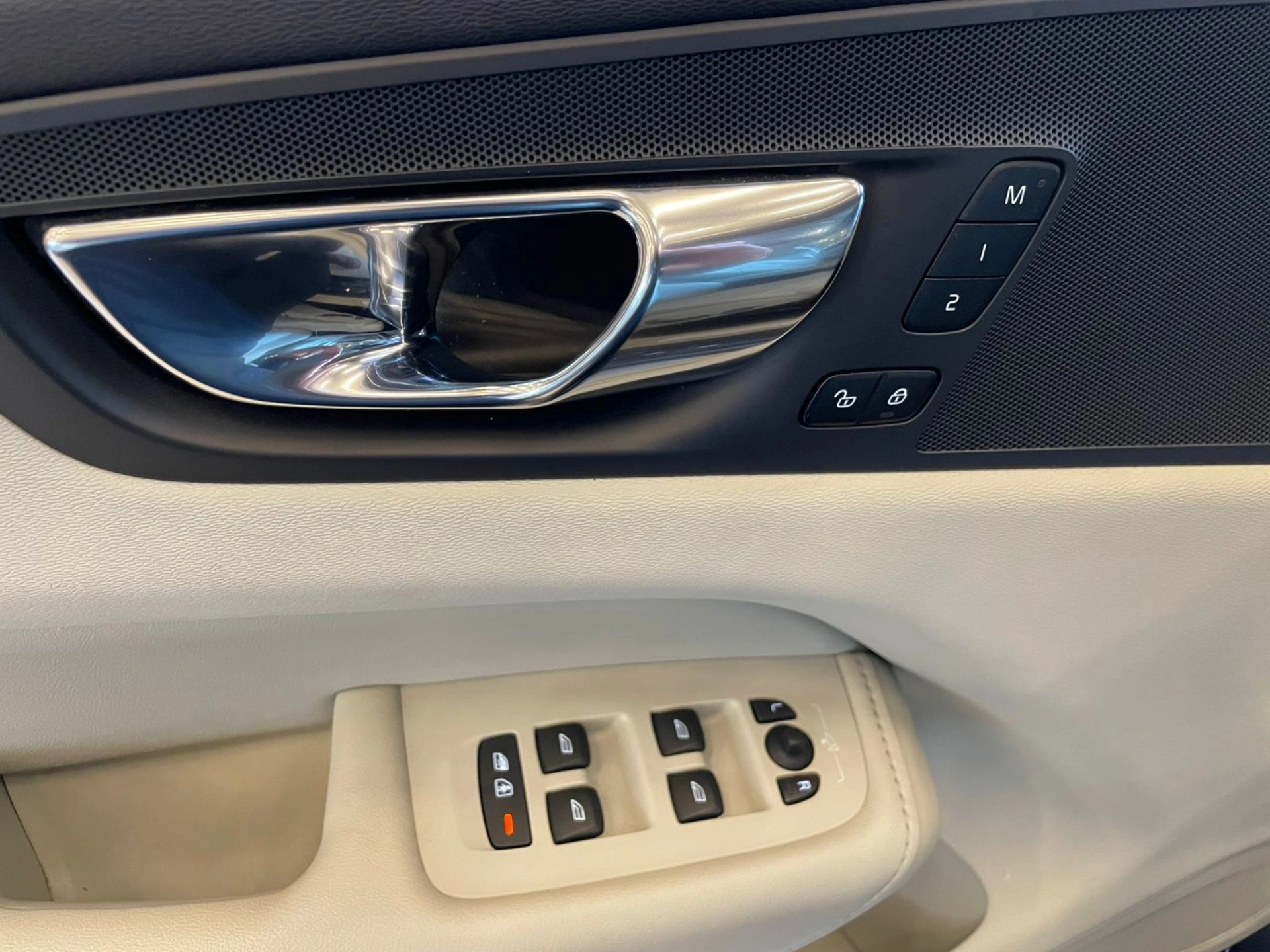 volvo XC60 2.0 T8 HYBRID INSCRIPTION AWD GEARTRONIC 2021