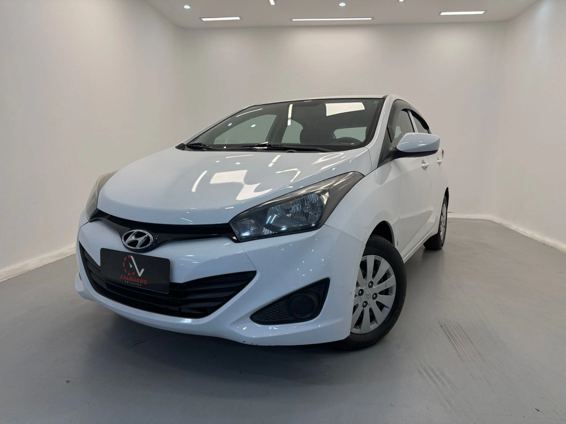 HYUNDAI HB20 1.0 COMFORT PLUS 12V FLEX 4P MANUAL