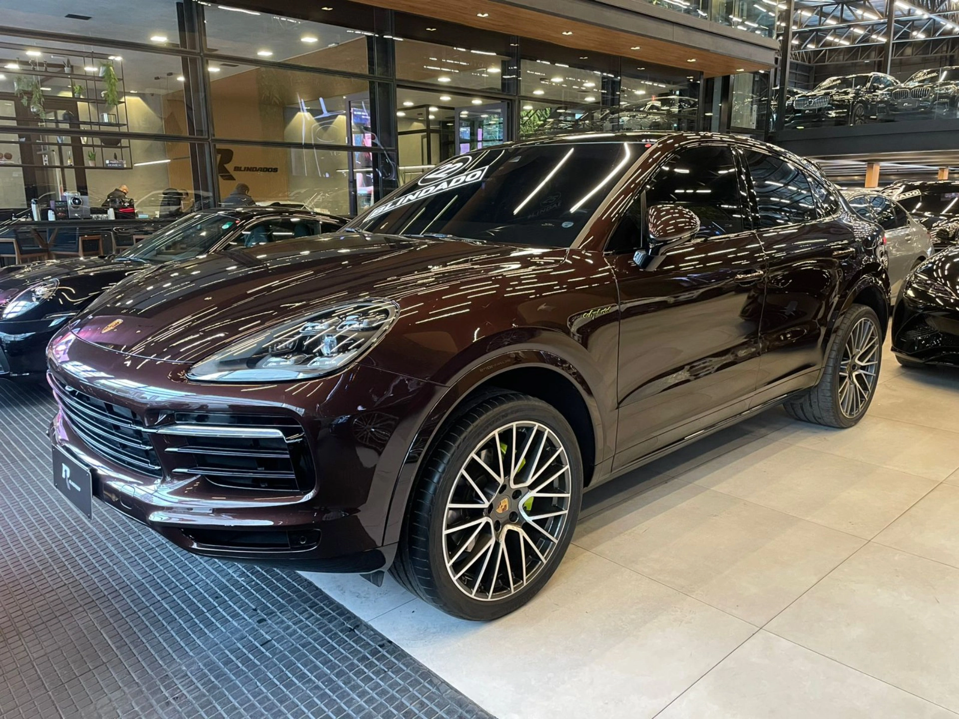 porsche CAYENNE 3.0 V6 E-HYBRID COUPÉ AWD TIPTRONIC S 2022