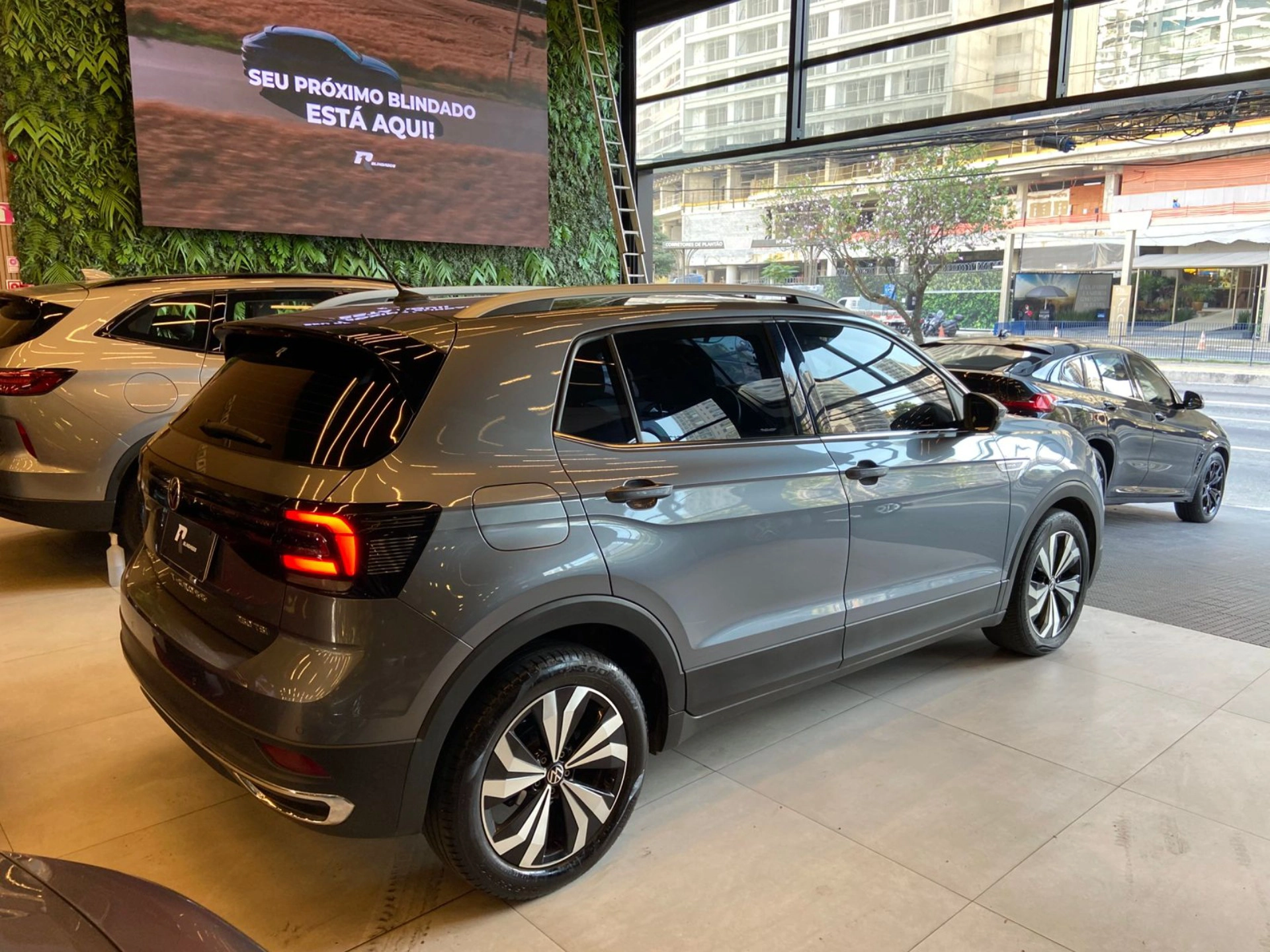 volkswagen T-CROSS 1.4 250 TSI TOTAL FLEX HIGHLINE AUTOMÁTICO 2023