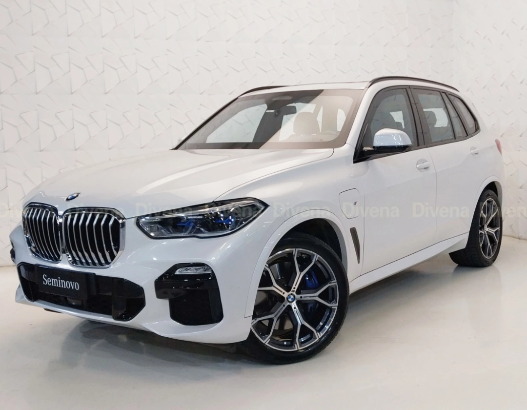 bmw X5 3.0 I6 TURBO HÍBRIDO XDRIVE45E M SPORT AUTOMÁTICO 2022 bmw X5 3.0 I6 TURBO HÍBRIDO XDRIVE45E M SPORT AUTOMÁTICO 2022