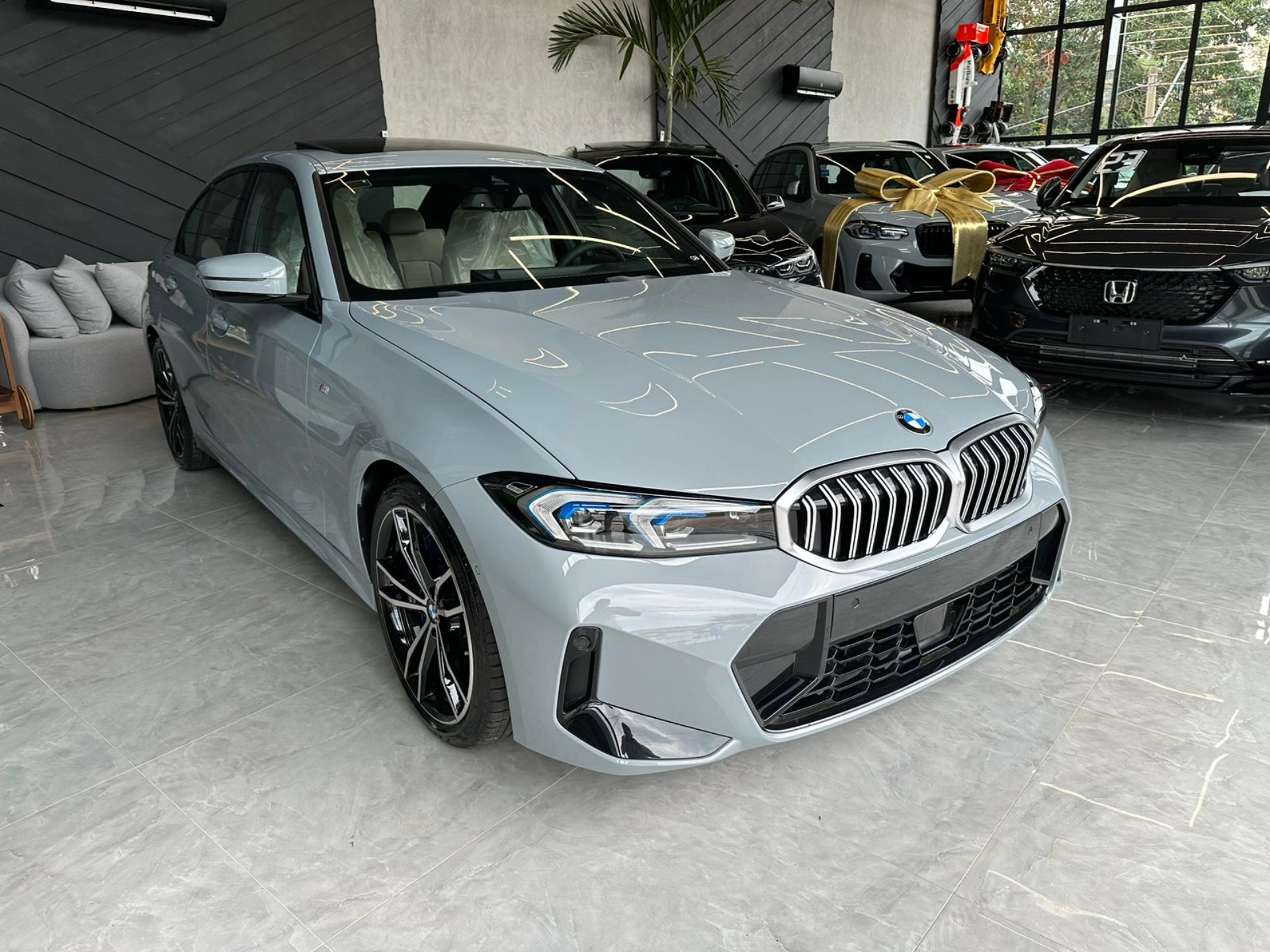 BMW 320I