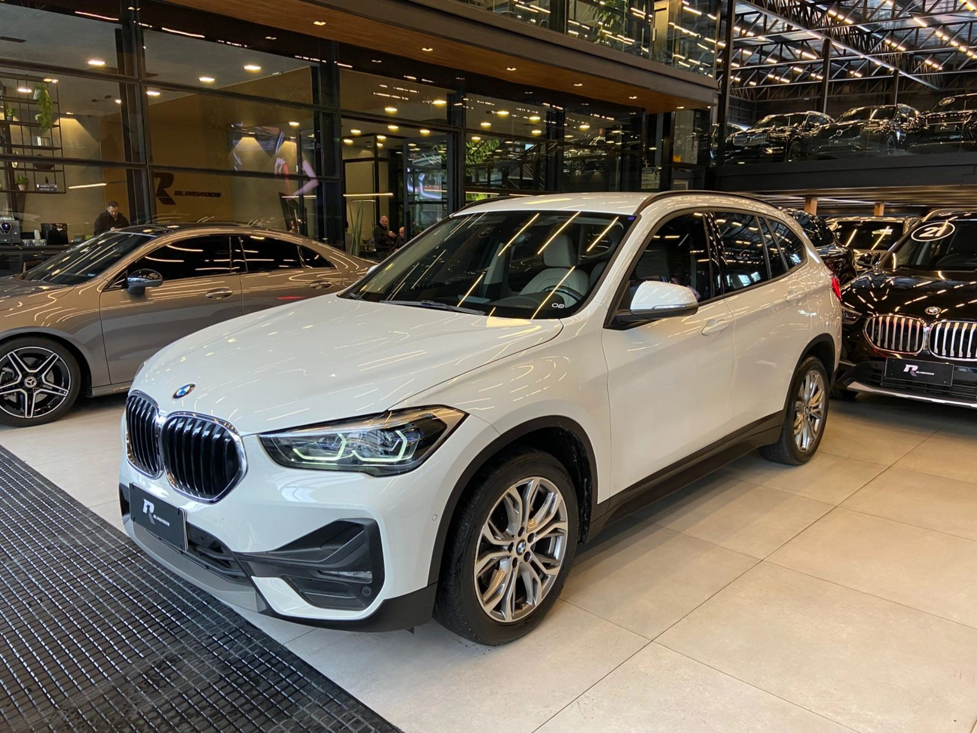 bmw X1 2.0 16V TURBO ACTIVEFLEX SDRIVE20I GP 4P AUTOMÁTICO 2022 bmw X1 2.0 16V TURBO ACTIVEFLEX SDRIVE20I GP 4P AUTOMÁTICO 2022