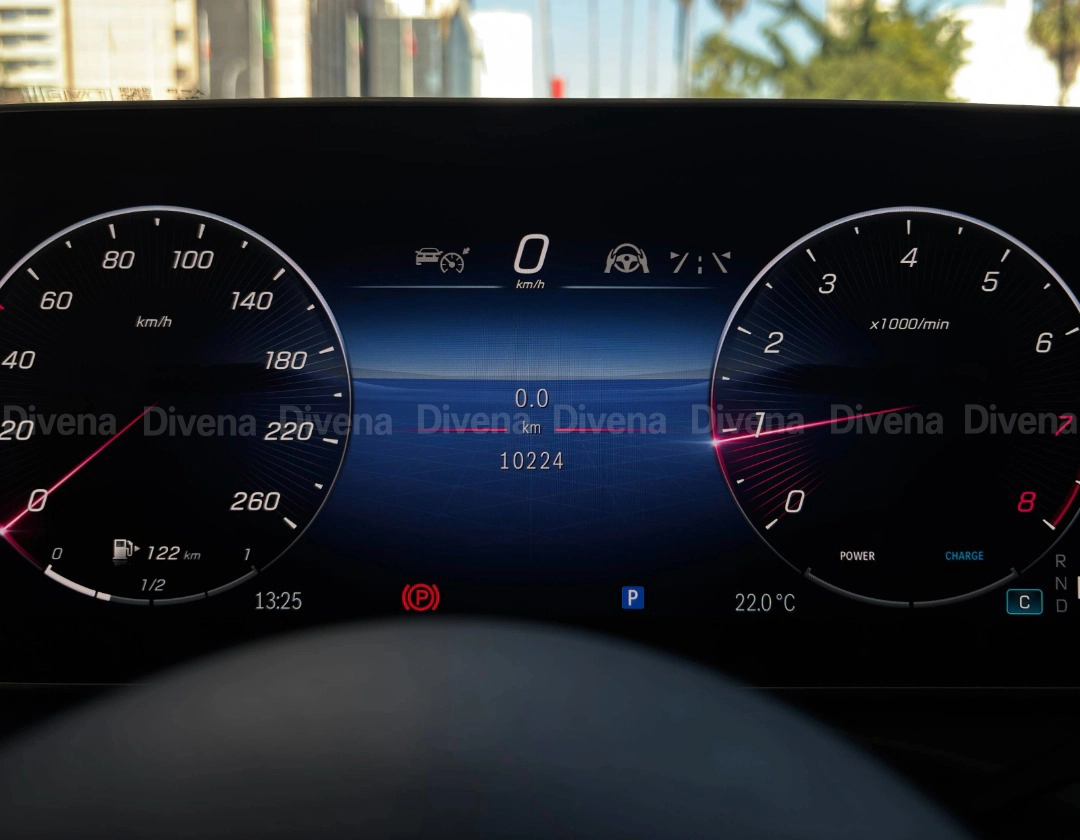 mercedes-benz C 300 2.0 EQ BOOST HÍBRIDO AMG LINE 9G-TRONIC 2024