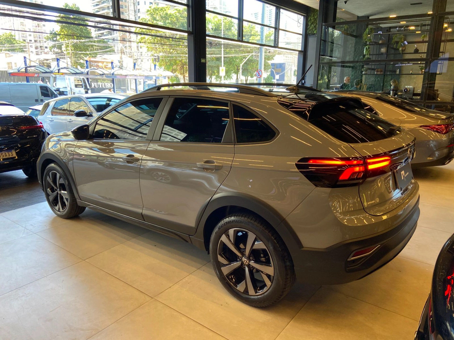 volkswagen NIVUS 1.0 200 TSI TOTAL FLEX HIGHLINE AUTOMÁTICO 2024