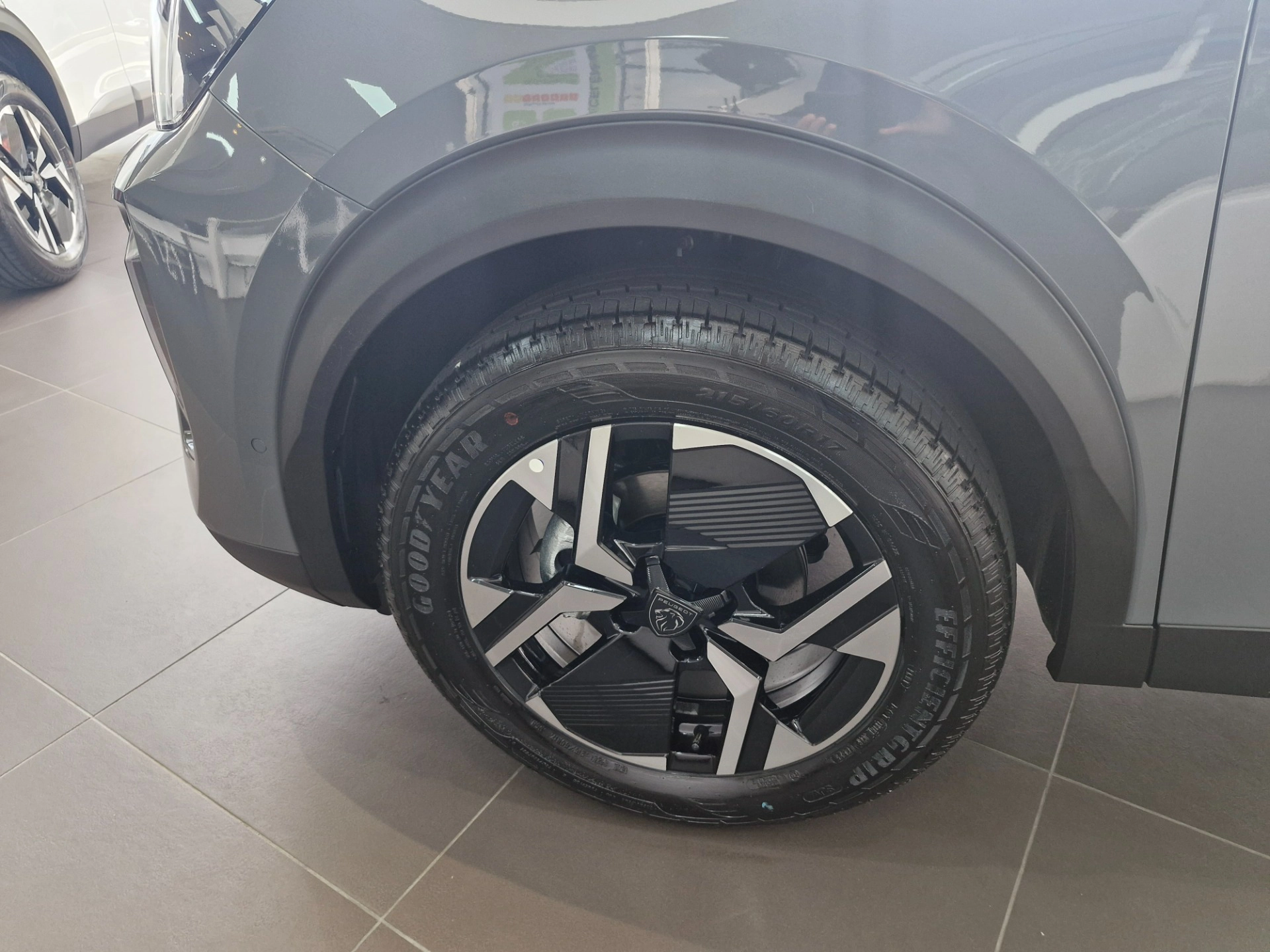 PEUGEOT-2008-1.0 TURBO 200 FLEX GT CVT