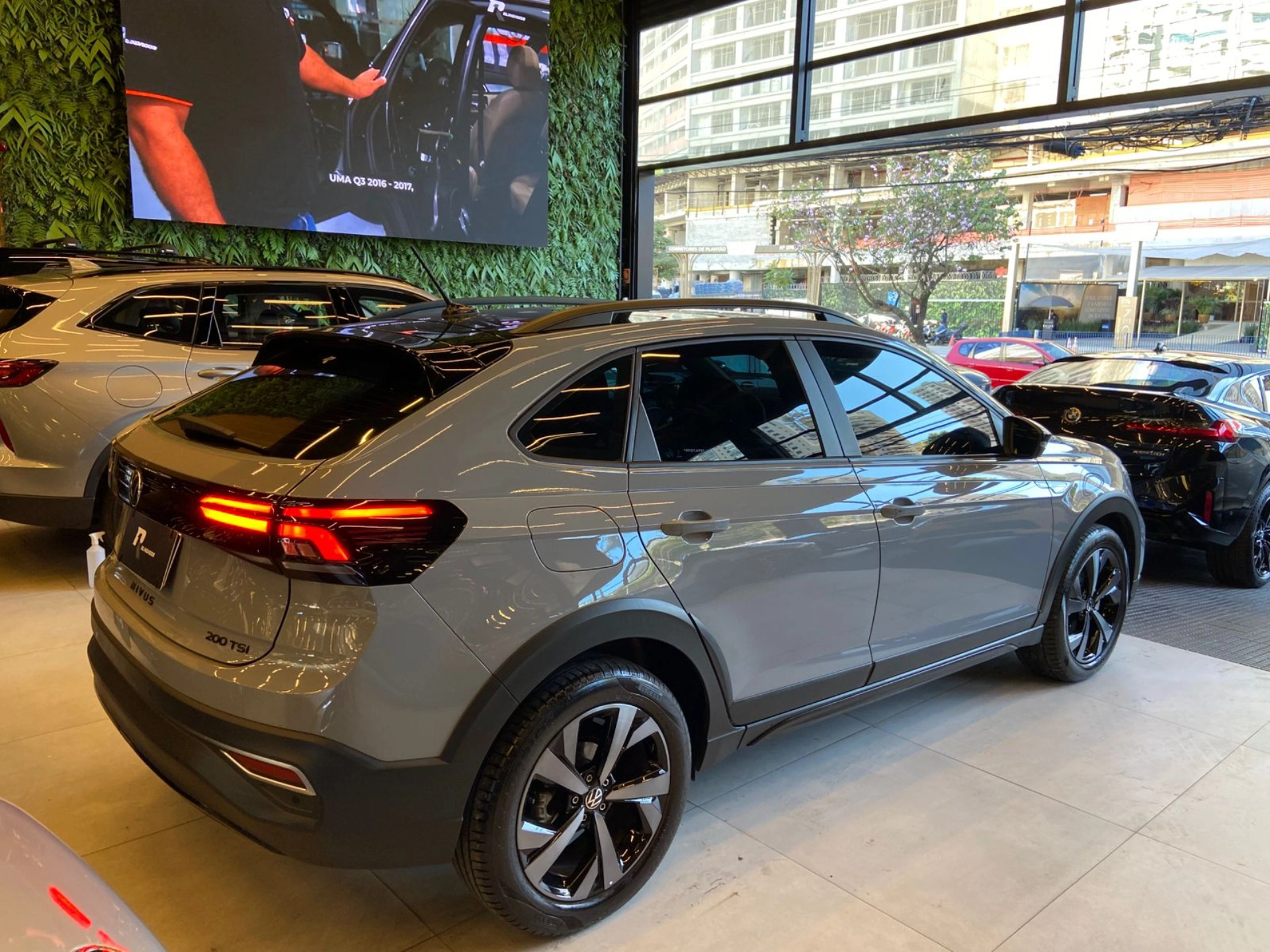 volkswagen NIVUS 1.0 200 TSI TOTAL FLEX HIGHLINE AUTOMÁTICO 2024