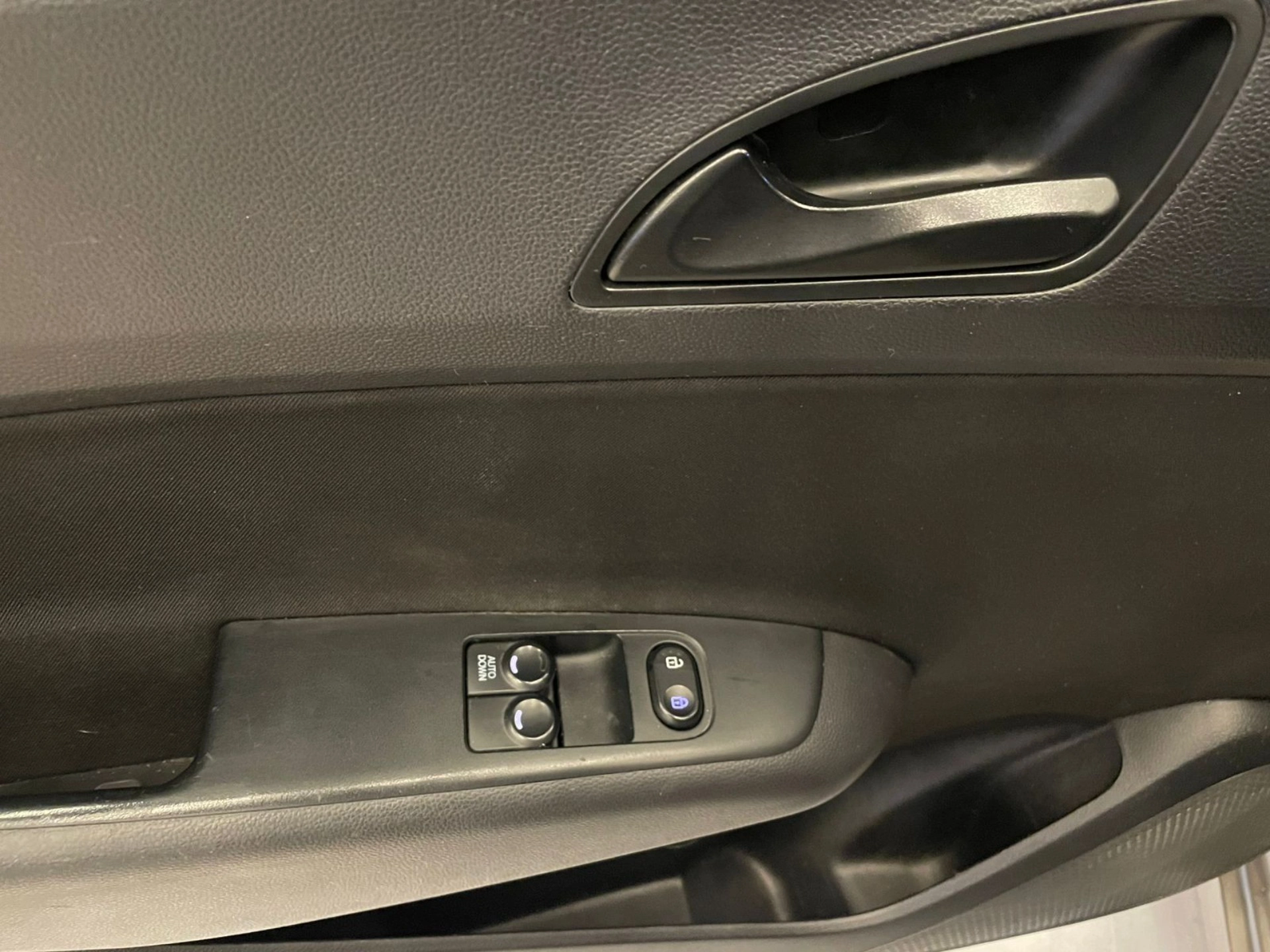 hyundai HB20 1.0 UNIQUE 12V FLEX 4P MANUAL 2019