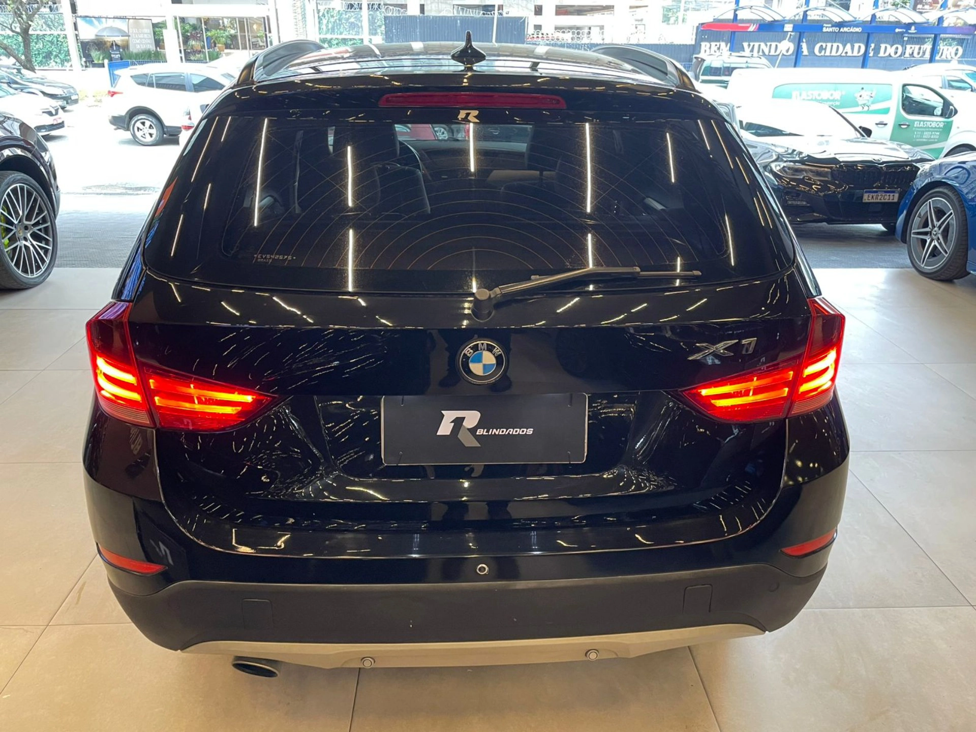 bmw X1 2.0 16V GASOLINA SDRIVE18I 4P AUTOMÁTICO 2014