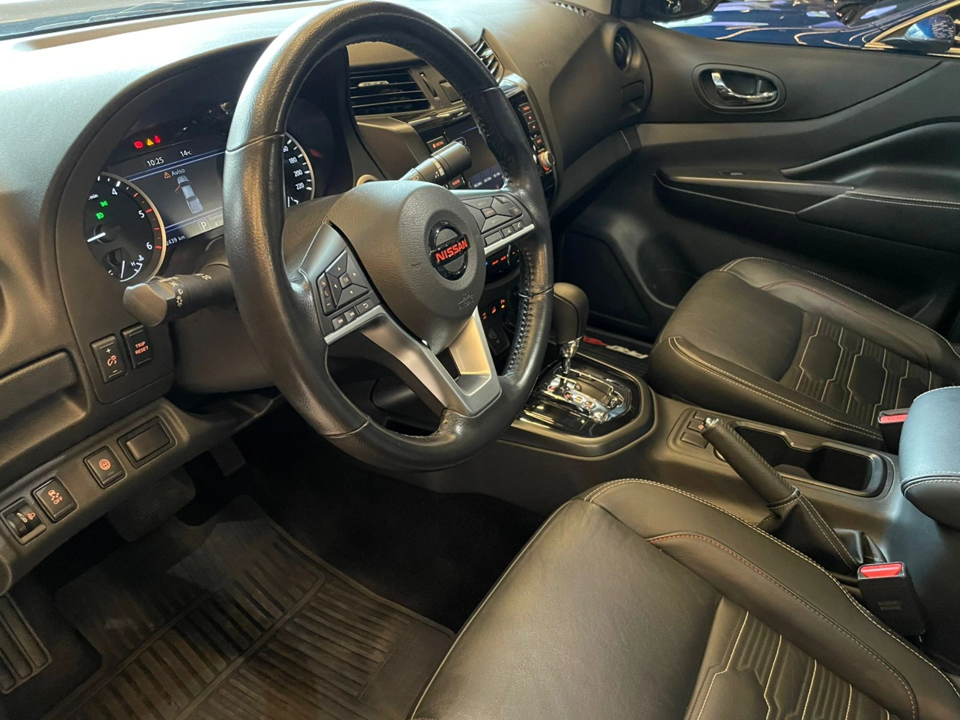 nissan FRONTIER 2.3 16V TURBO DIESEL PRO4X CD 4X4 AUTOMÁTICO 2023
